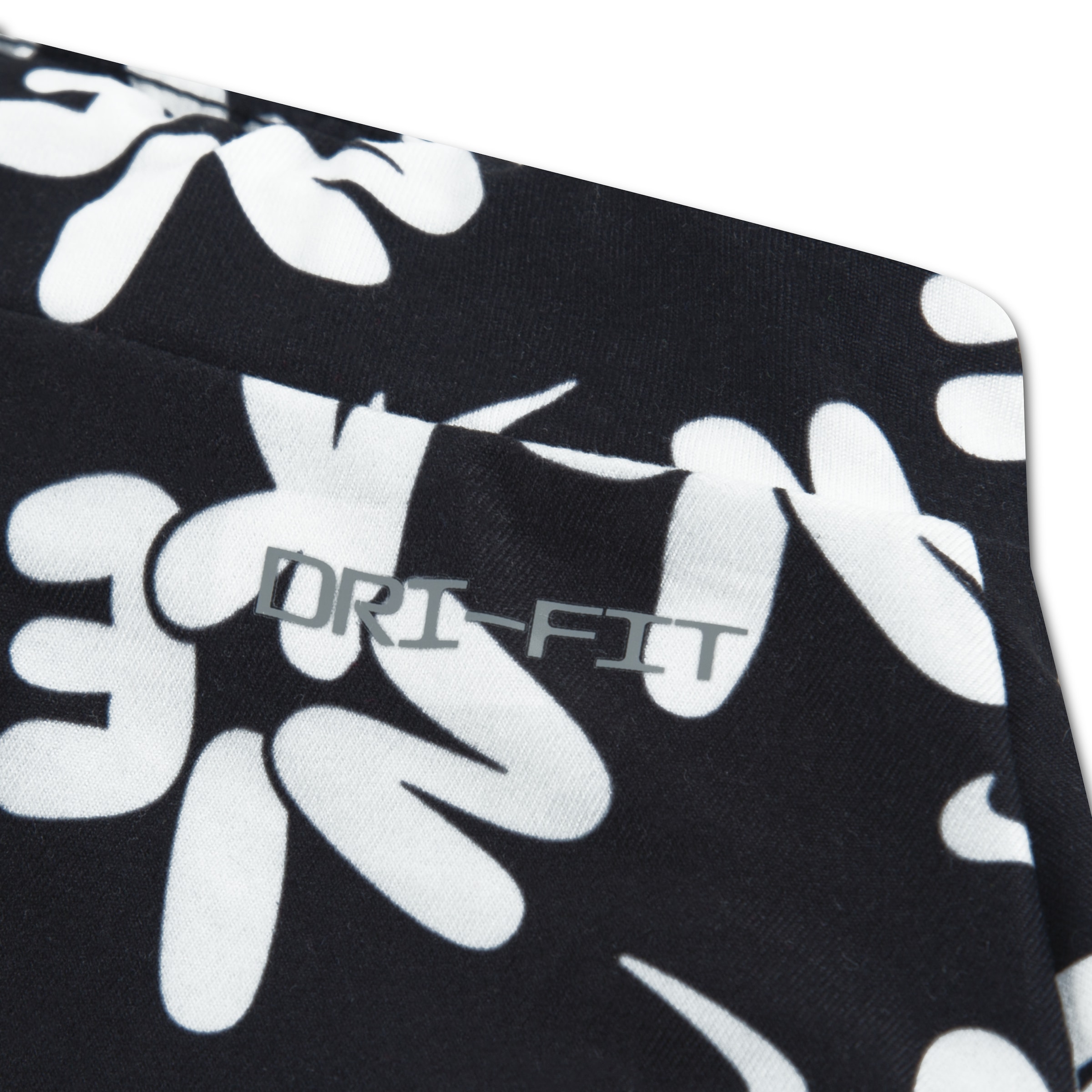 Nike Sportswear T-Shirt & Shorts »NKG BOLD PLAY SCOOTER SET« 2 für Children, für sportliche Aktivitäten