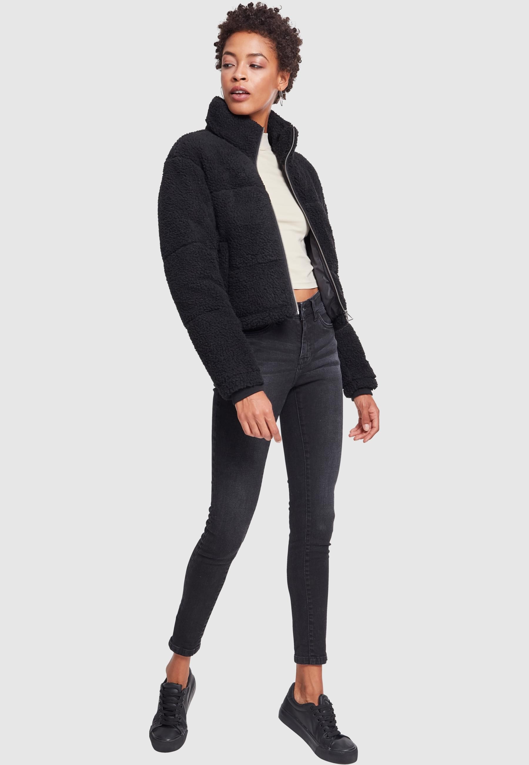URBAN CLASSICS Winterjacke »Urban Classics Damen Ladies Boxy Sherpa Puffer Jacket«, (1 St.), ohne Kapuze
