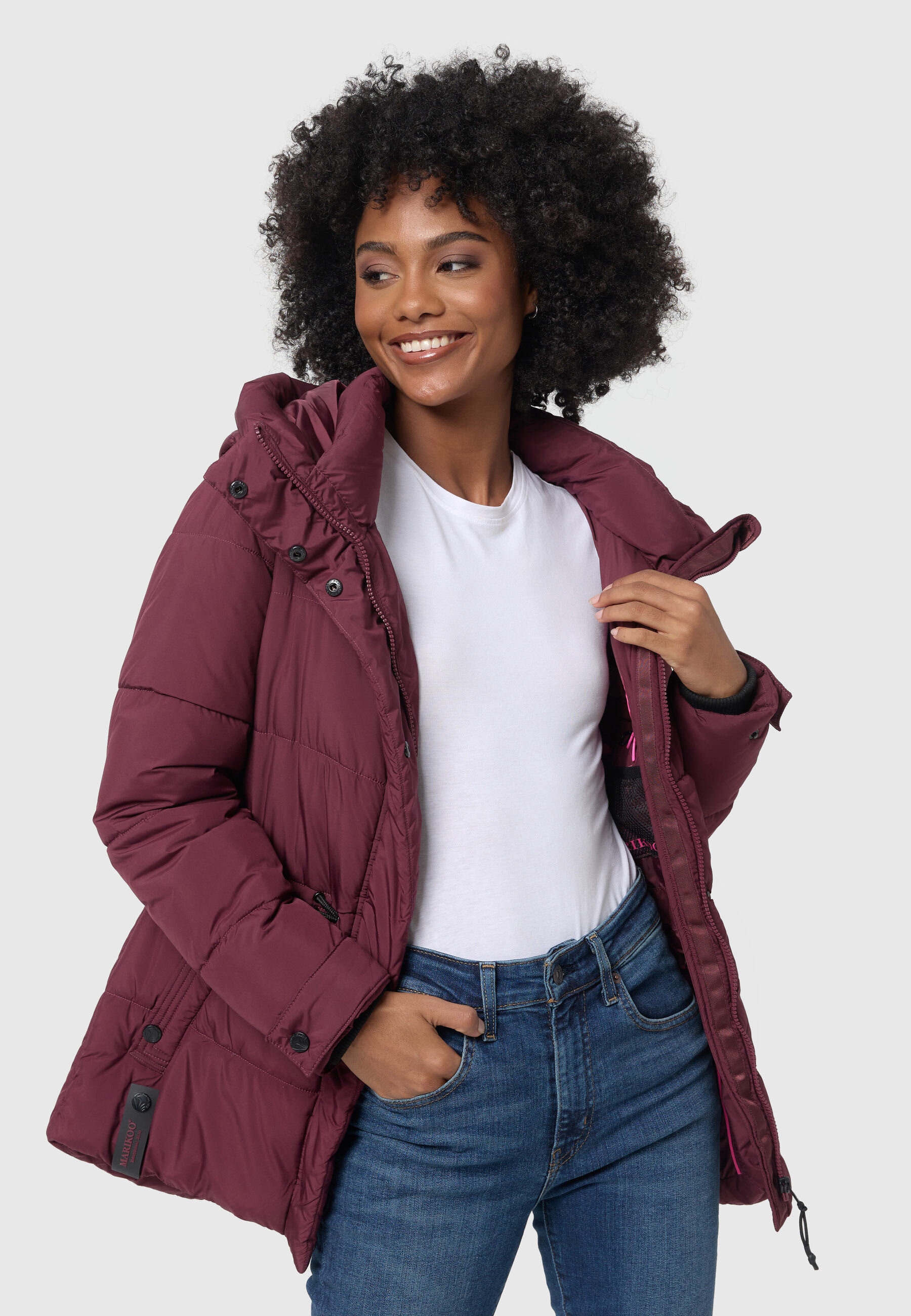 Marikoo Winterjacke »Akumaa«, mit tailliertem Schnitt