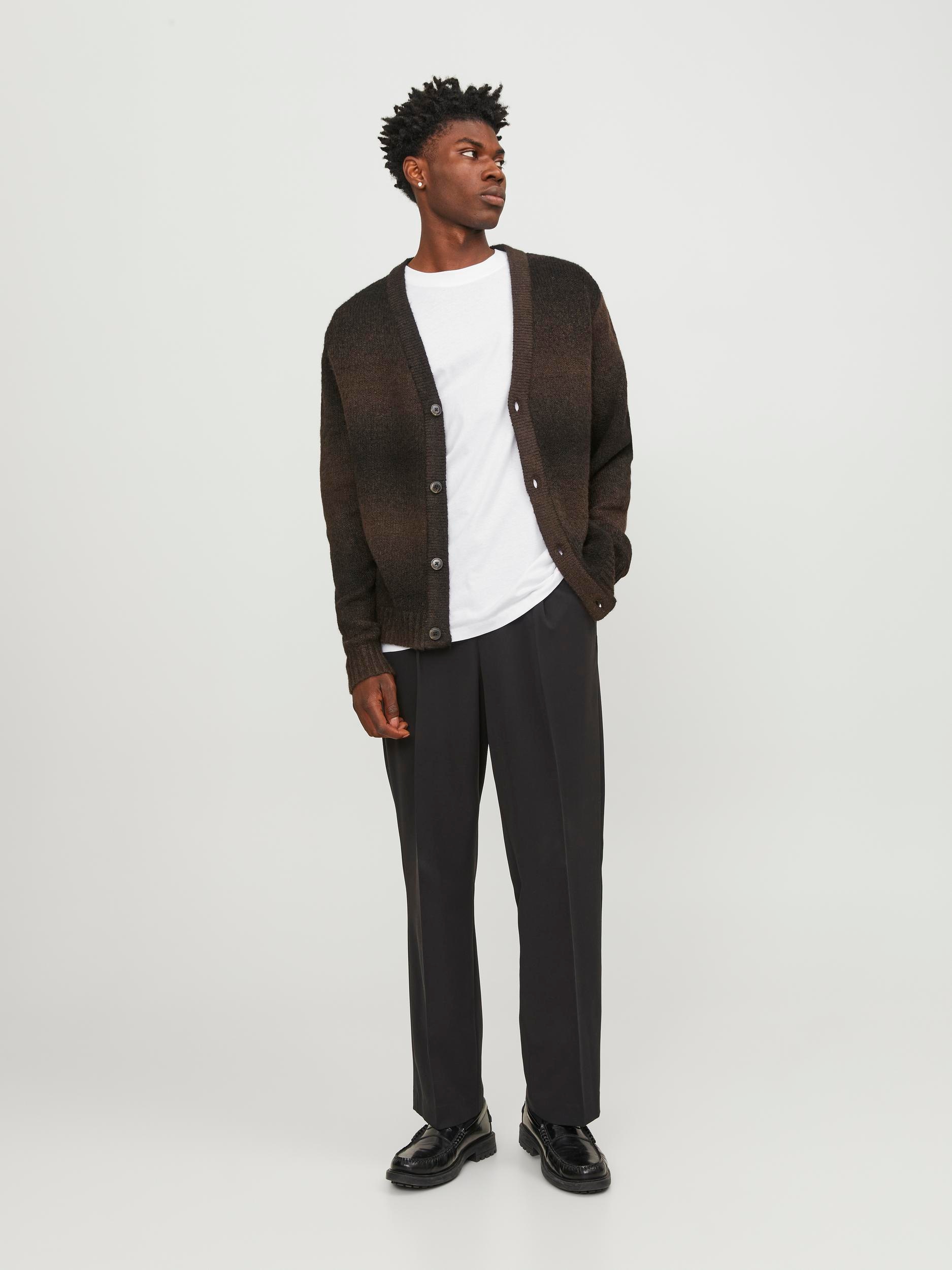 Jack & Jones Oversize-Shirt »JJEBRADLEY Oversize T-Shirt mit klassischem Rundhalsausschnitt«, mit gekämmten Jersey