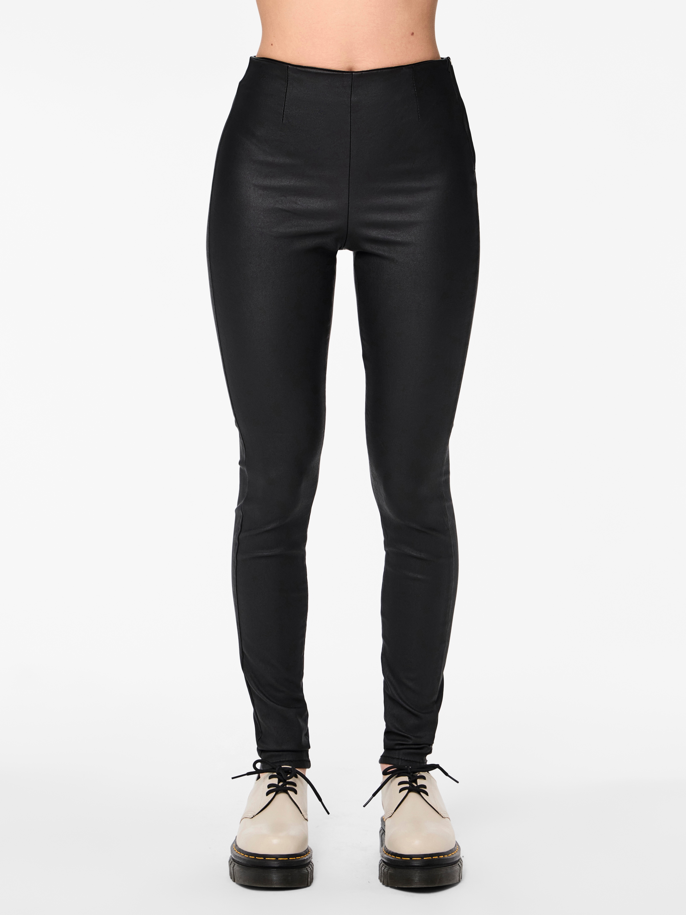 pieces Lederimitathose "PCSKIN PARO HW COATED LEGGINGS/NOOS BC"