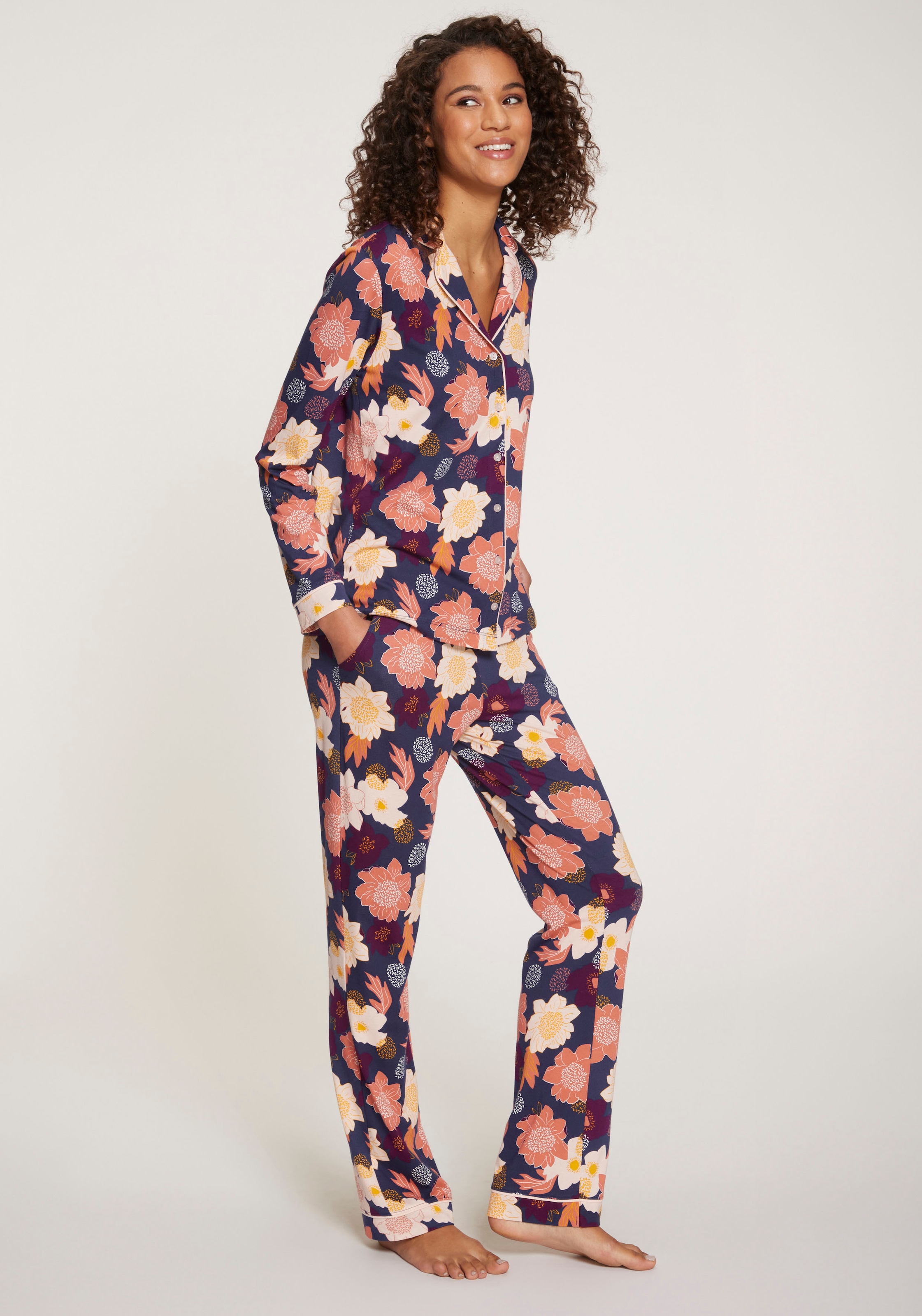 Vivance Dreams Pyjama, (2 tlg.), mit kreativen Mustern