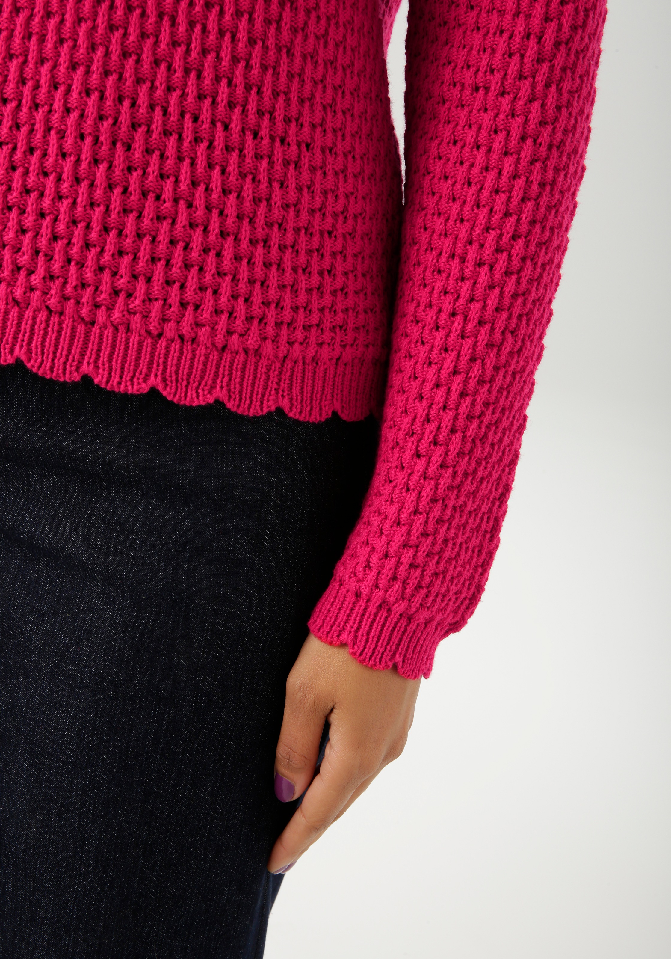 Aniston CASUAL Strickpullover, mit gewellten Bündchen am Saum und den langen Ärmeln - NEUE KOLLEKTION