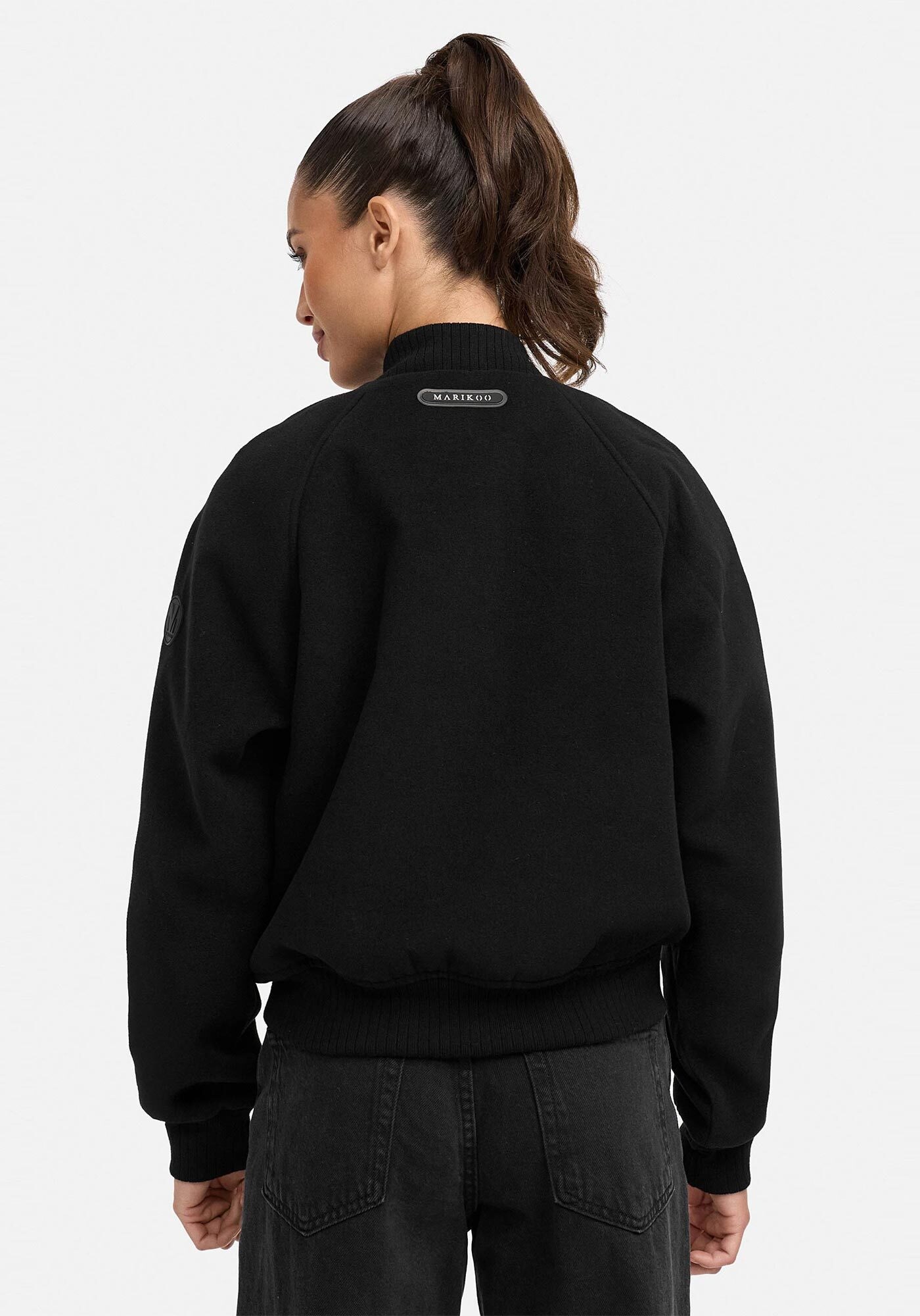Marikoo Collegejacke »Zunaa«, Modische Jacke im Collegejacken-Stil mit Rippbündchen und Raglanärmeln