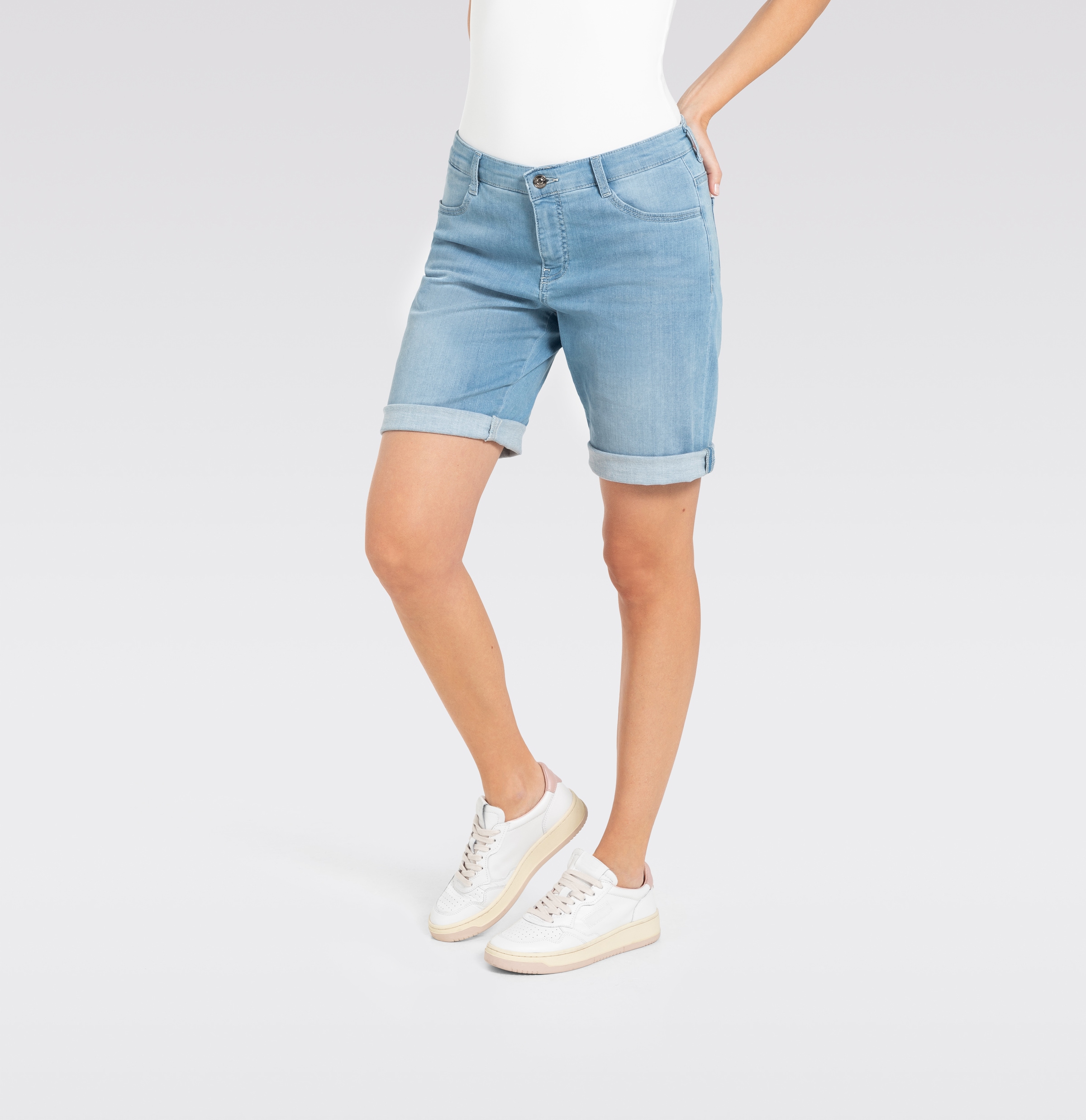 MAC aus sehr leichter, sommerlicher Qualität mit softem Griff günstig online kaufen