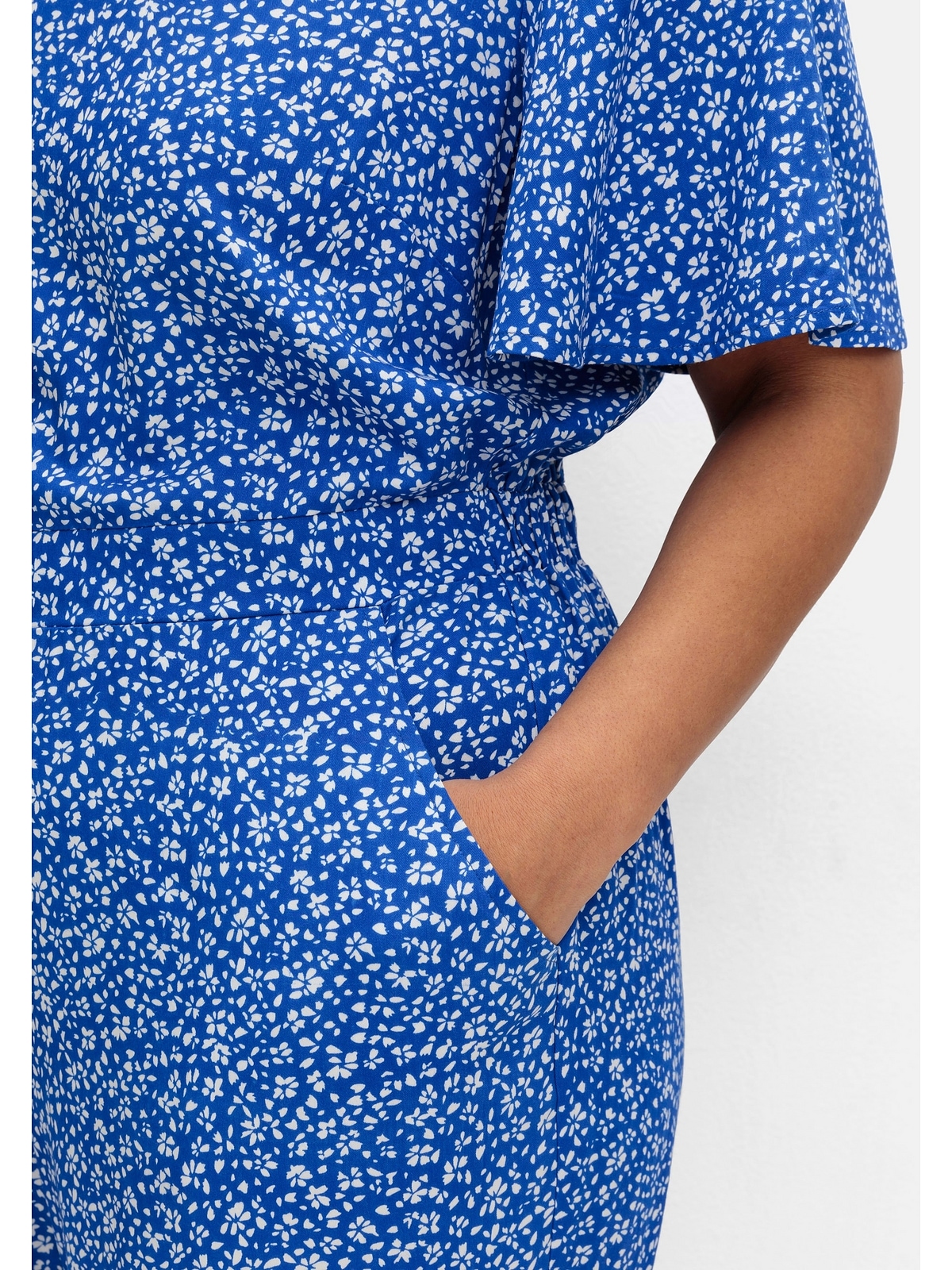 sheego by Joe Browns Jumpsuit »Große Größen«, mit Blümchenprint, aus Viskose