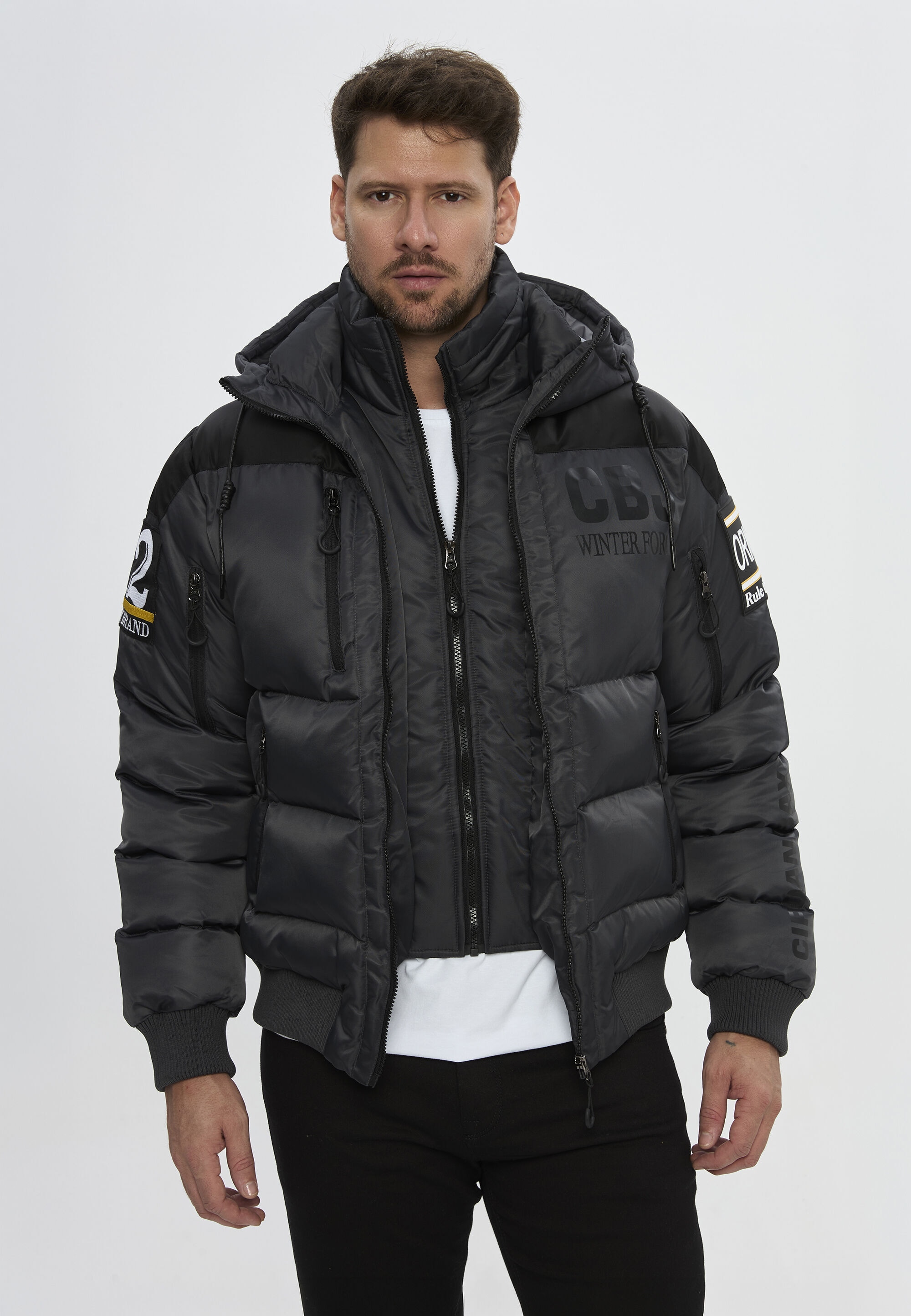 Cipo & Baxx Winterjacke »Winterjacke CM233« mit Kapuze hochwertige Steppjacke für kalte Tage