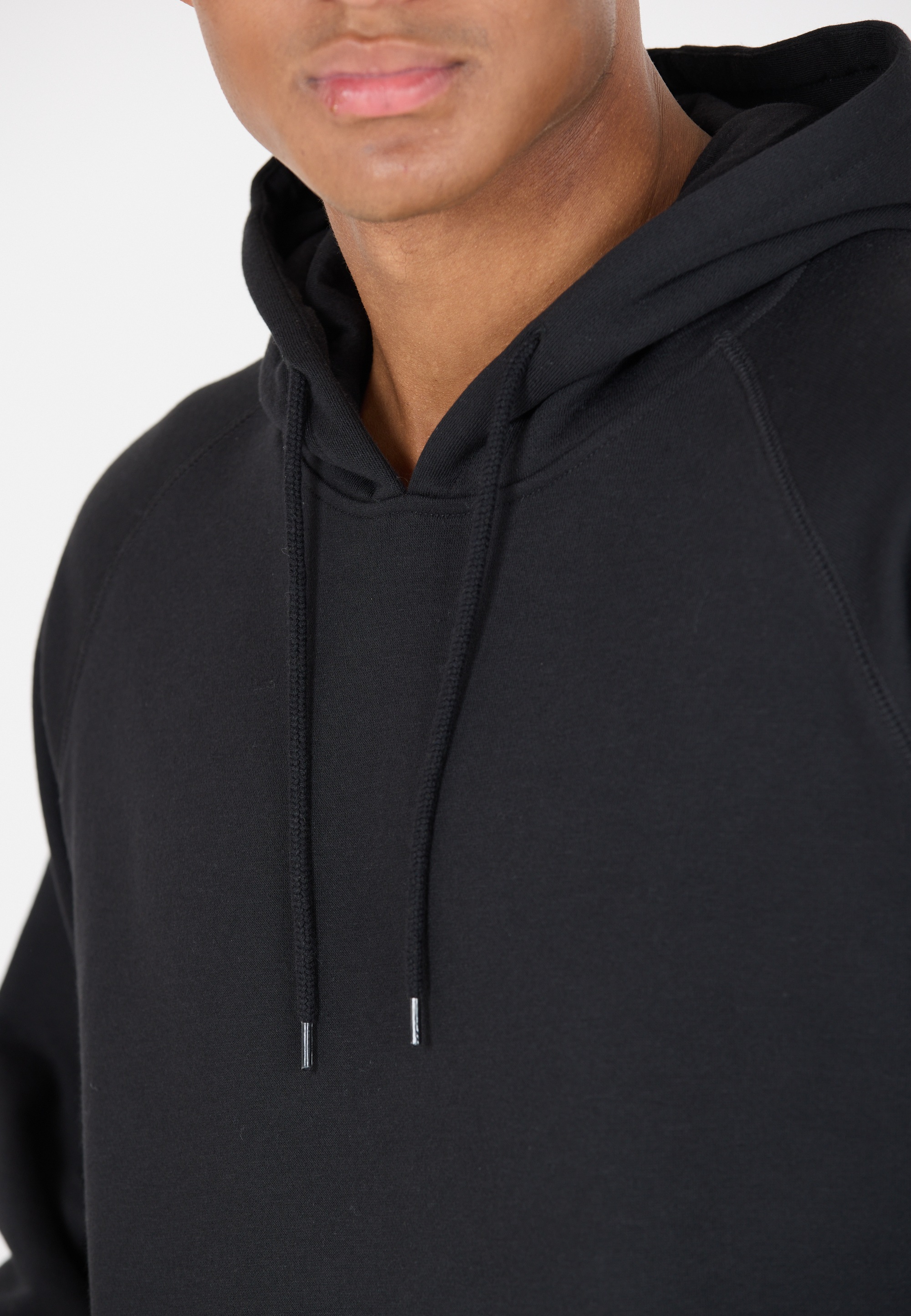 CRUZ Kapuzensweatshirt »Alfredo«, im klassisch-sportlichen Design