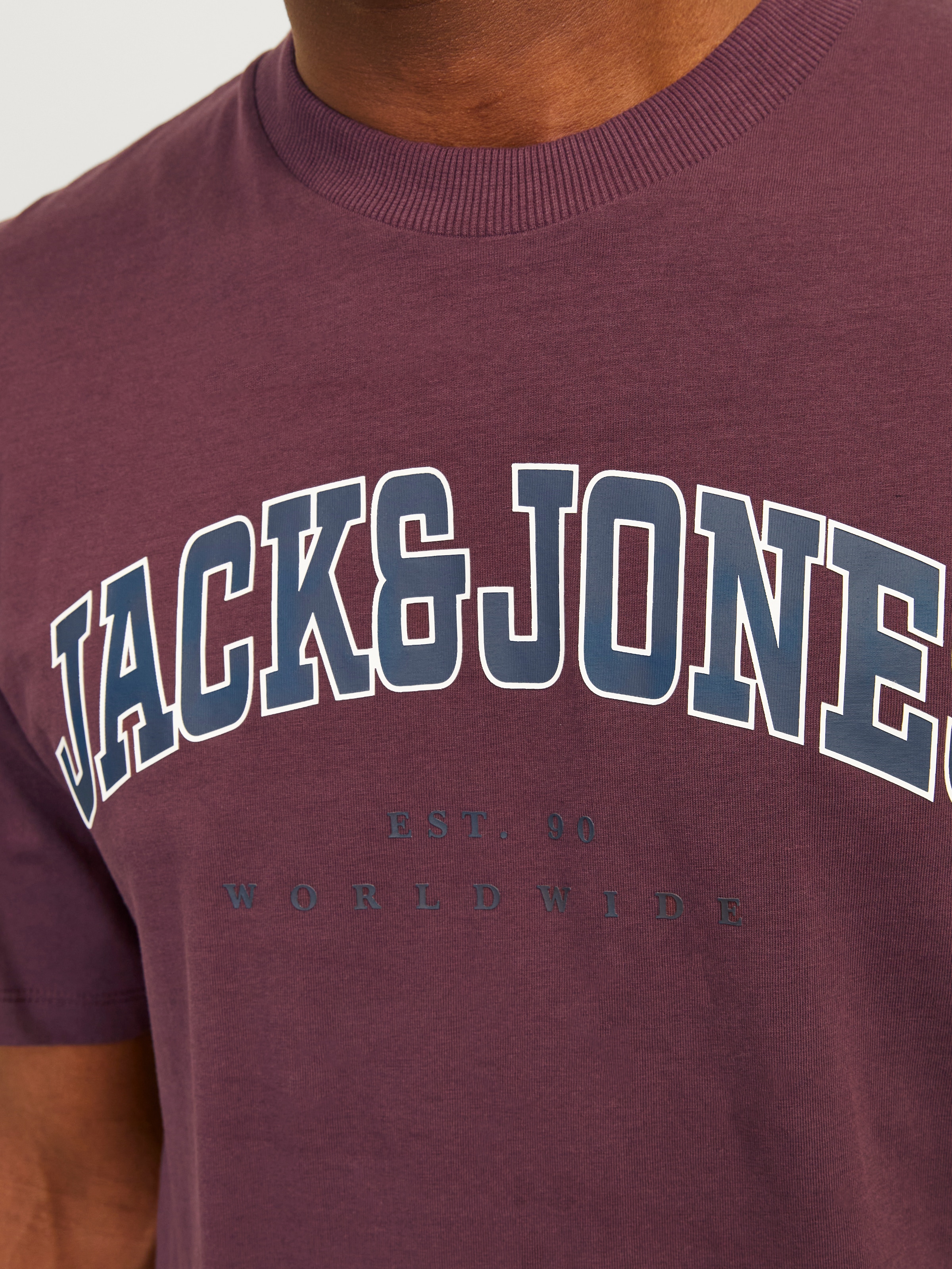 Jack & Jones Rundhalsshirt "JJECALEB VARSITY TEE SS O-NECK NOOS" günstig online kaufen