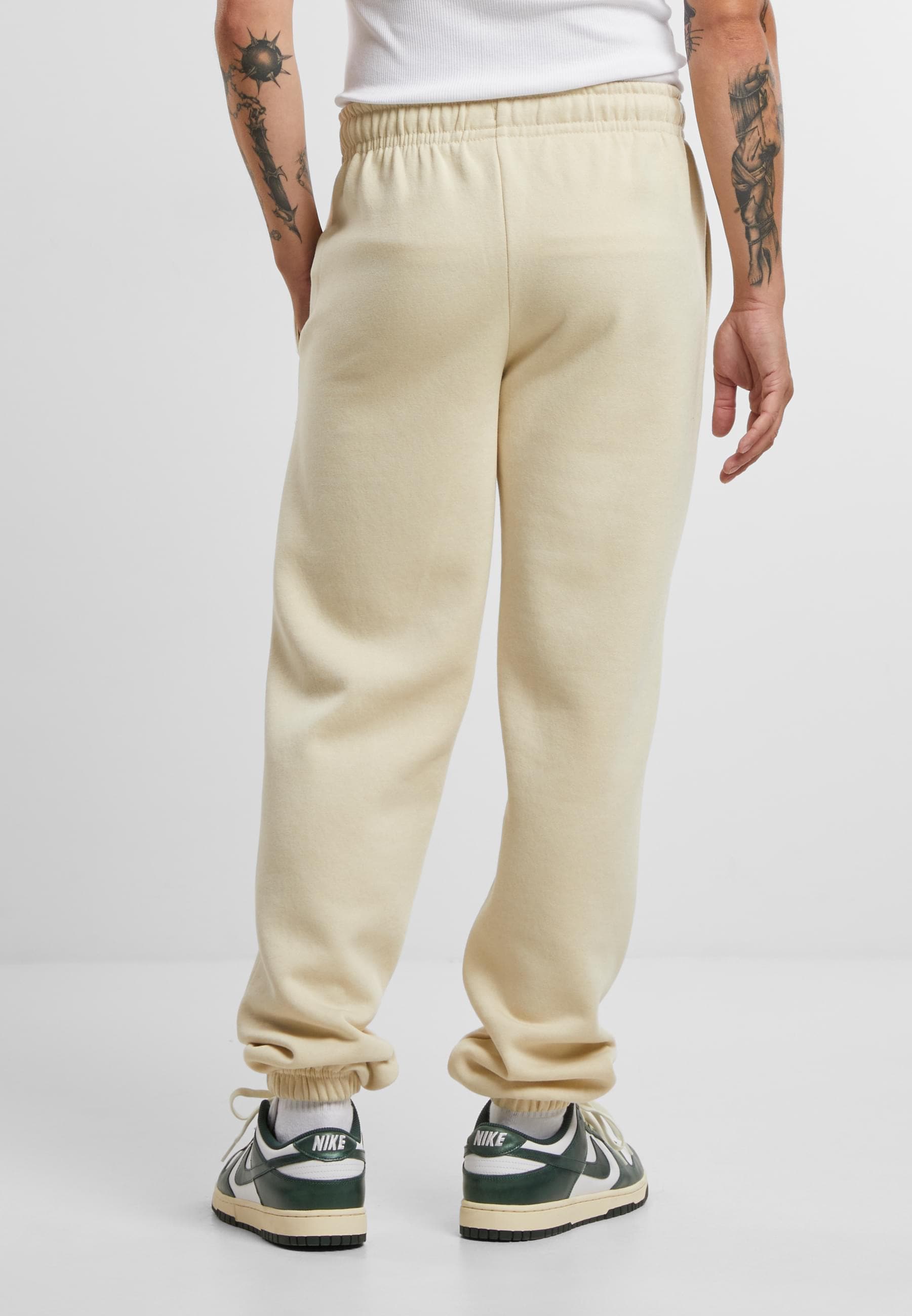 URBAN CLASSICS Jogginghose »Urban Classics Basic Essential Sweatpants«, (1 tlg.)