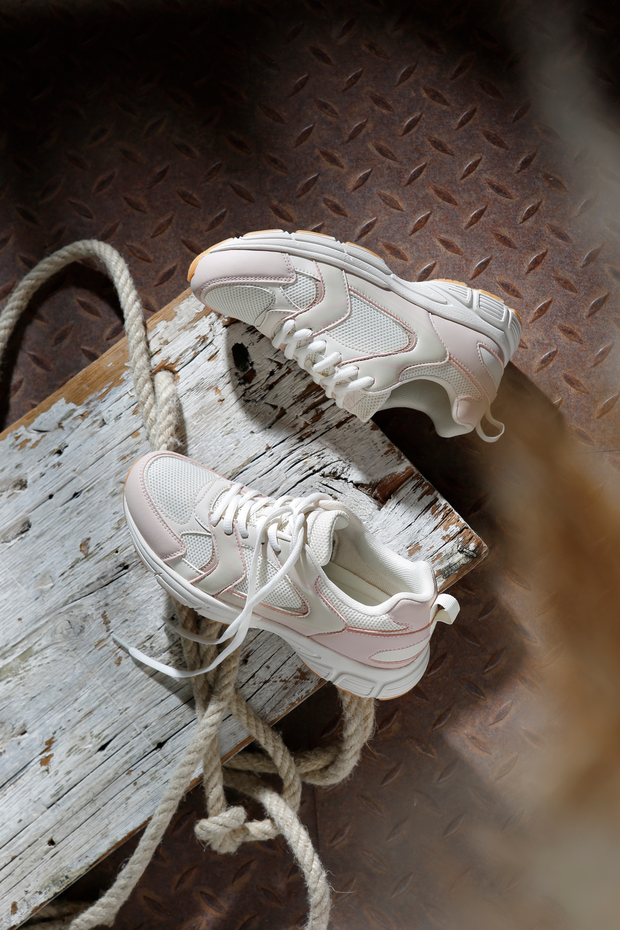 Aniston SHOES Sneaker, Freizeitschuh, Halbschuh, Schnürschuh - NEUE KOLLEKTION