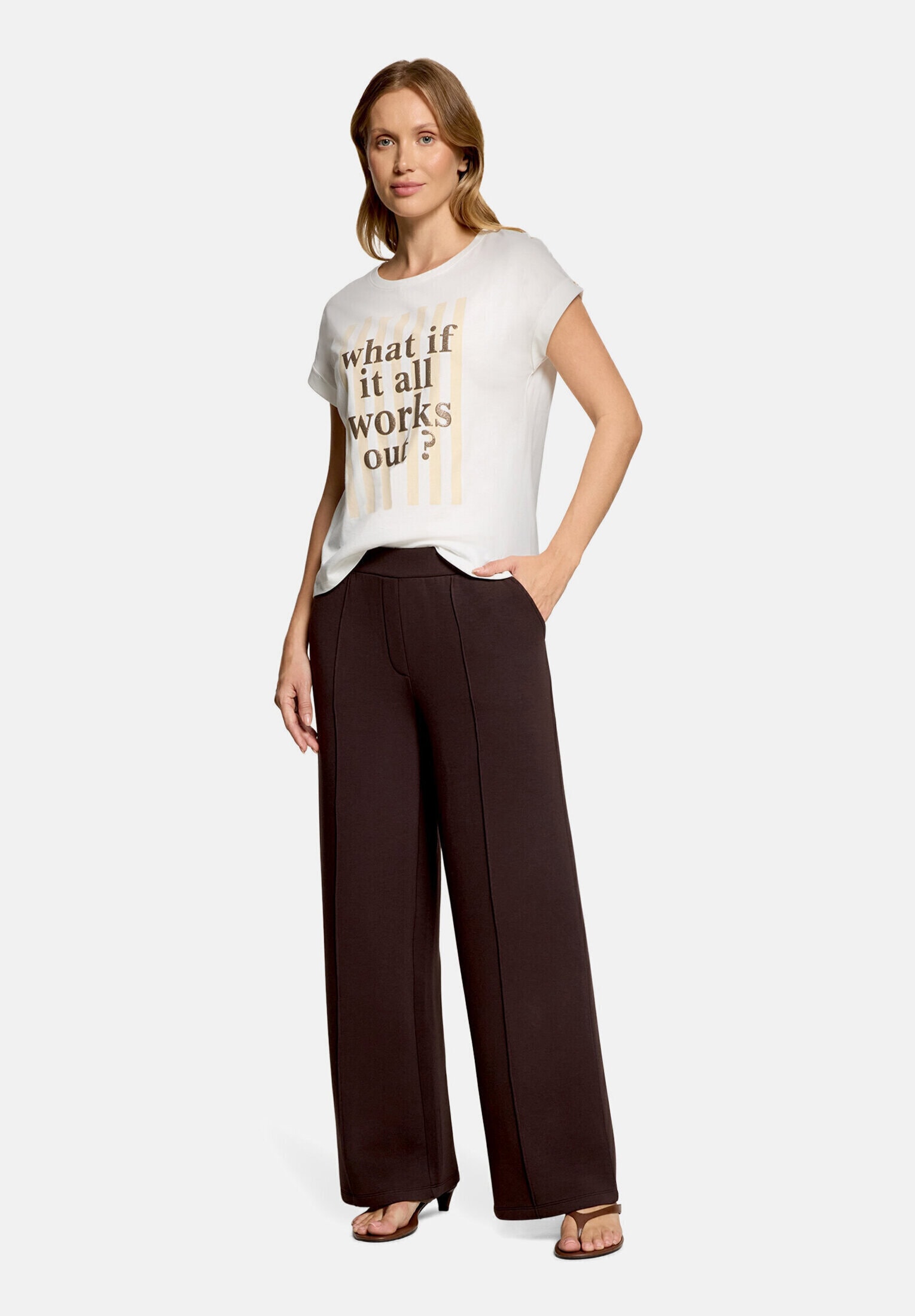 Cartoon Kurzarmshirt "Damen mit Ärmelaufschlag" 1