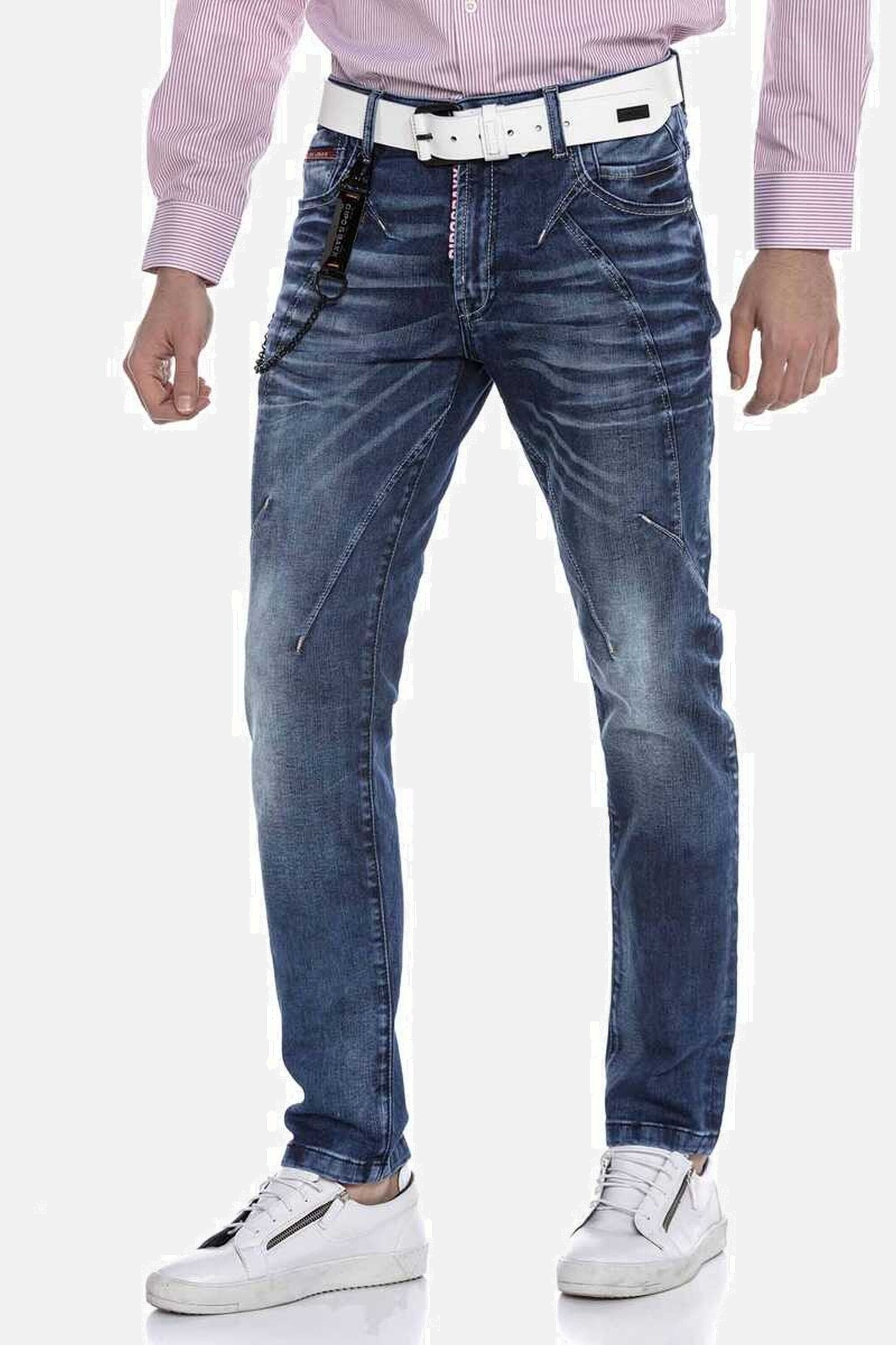 Cipo & Baxx 5-Pocket-Jeans »Jeans«, mit modischen Ziernähten, CD676