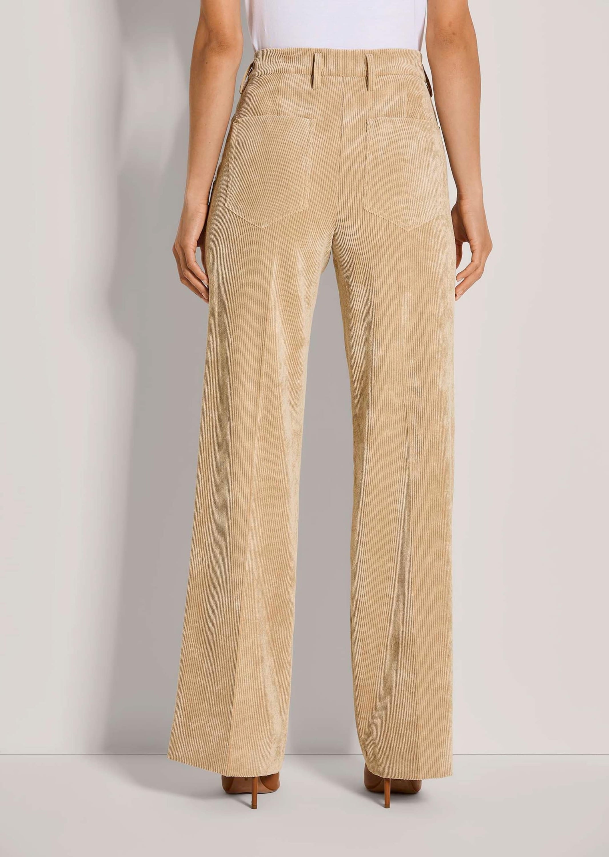 MADELEINE Cordhose »Hose Weite Cordhose mit Bügelfalten«