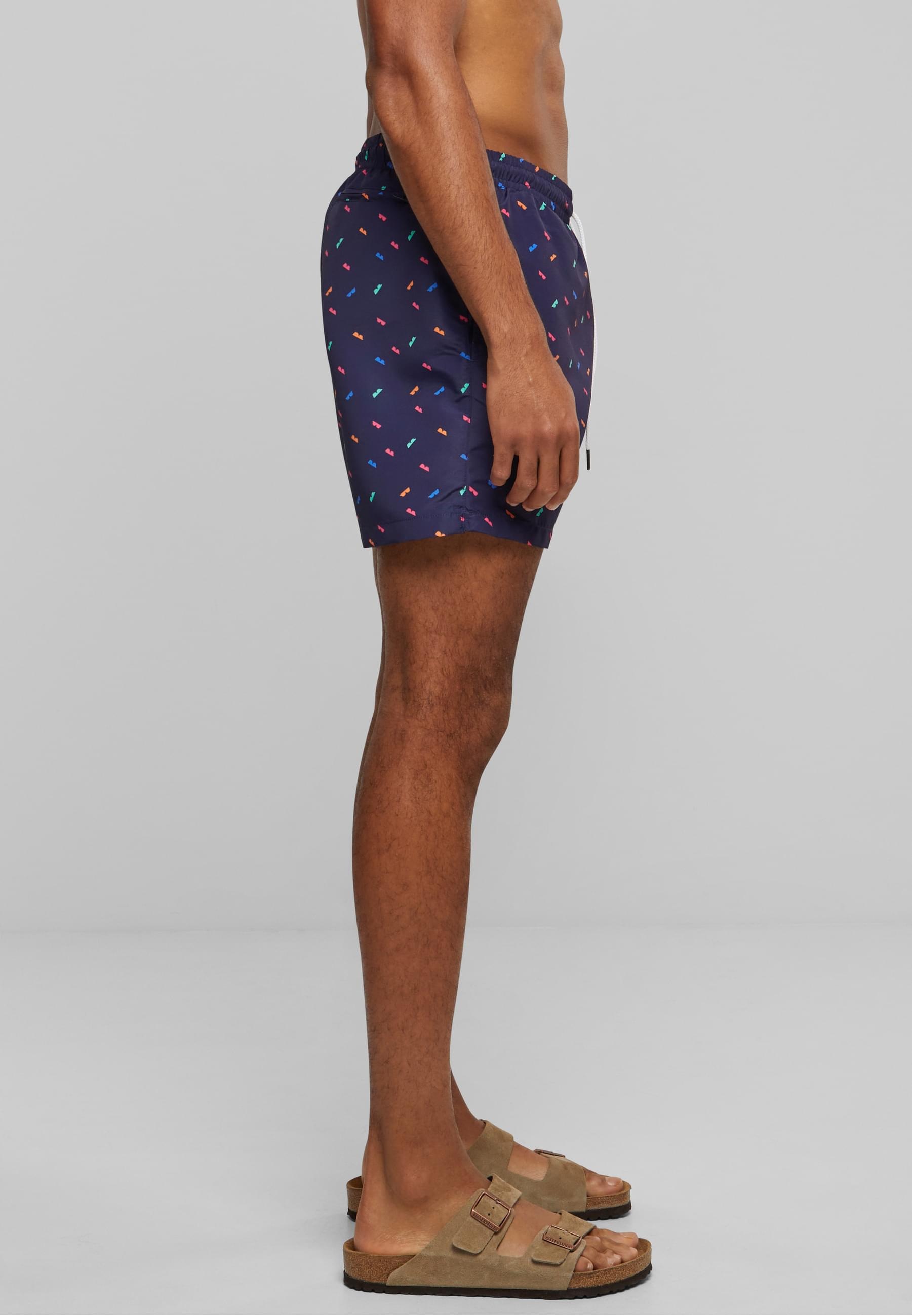 URBAN CLASSICS Badeshorts »Urban Classics Herren Pattern Swim Shorts«