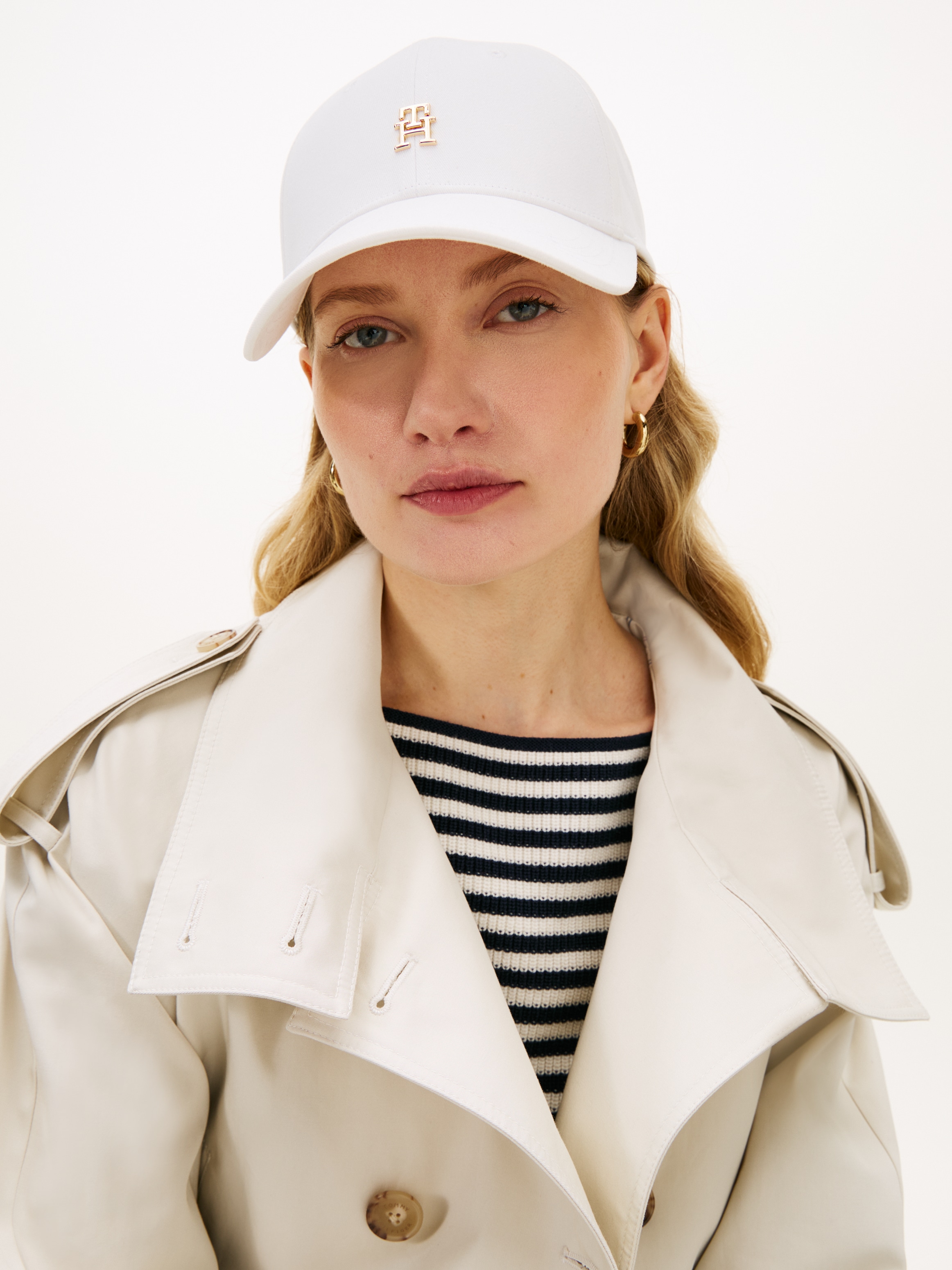 Tommy Hilfiger Baseball Cap »ELEVATED CHIC CAP« Mit festem Schirm
