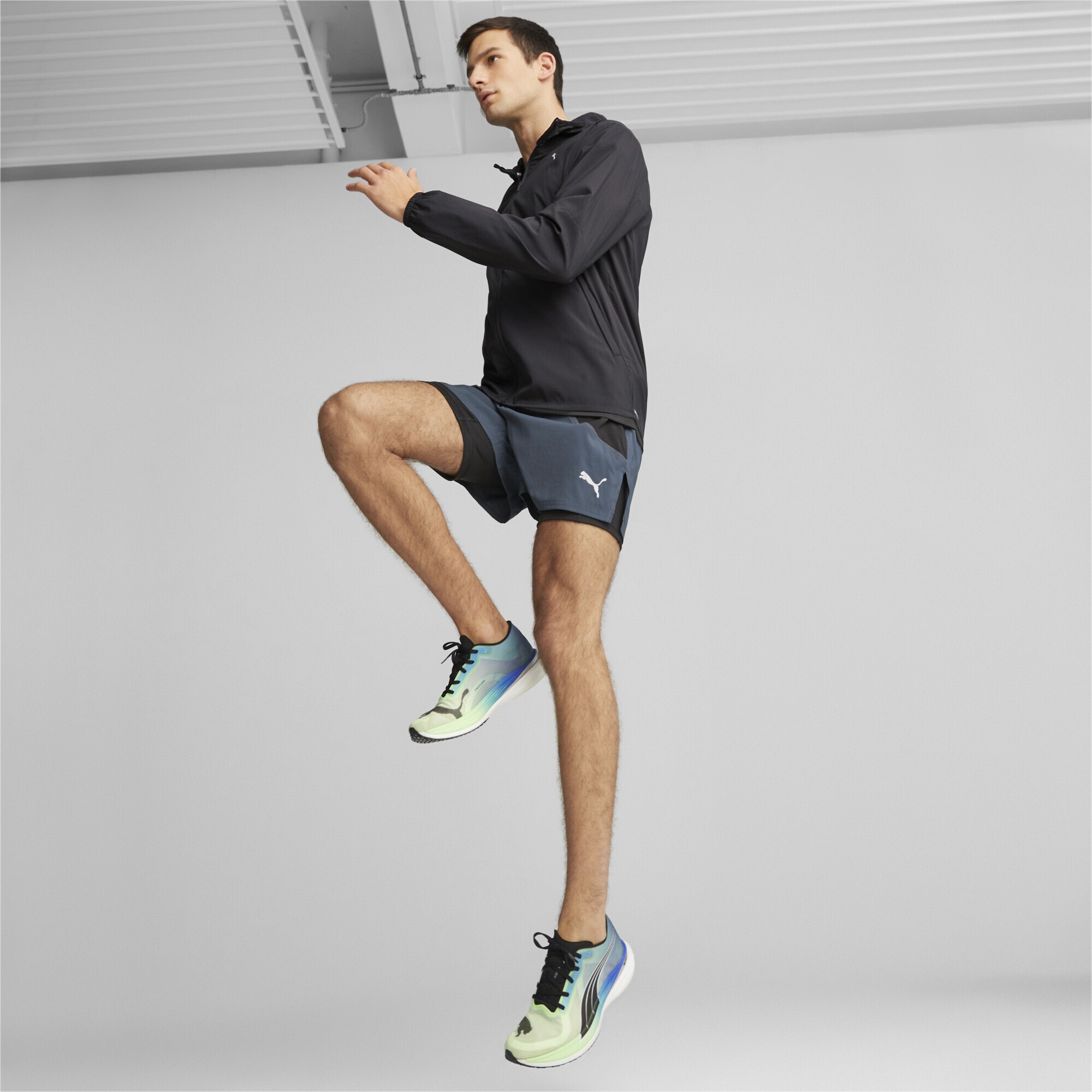 PUMA Laufjacke »RUN Lightweight Laufjacke Herren«