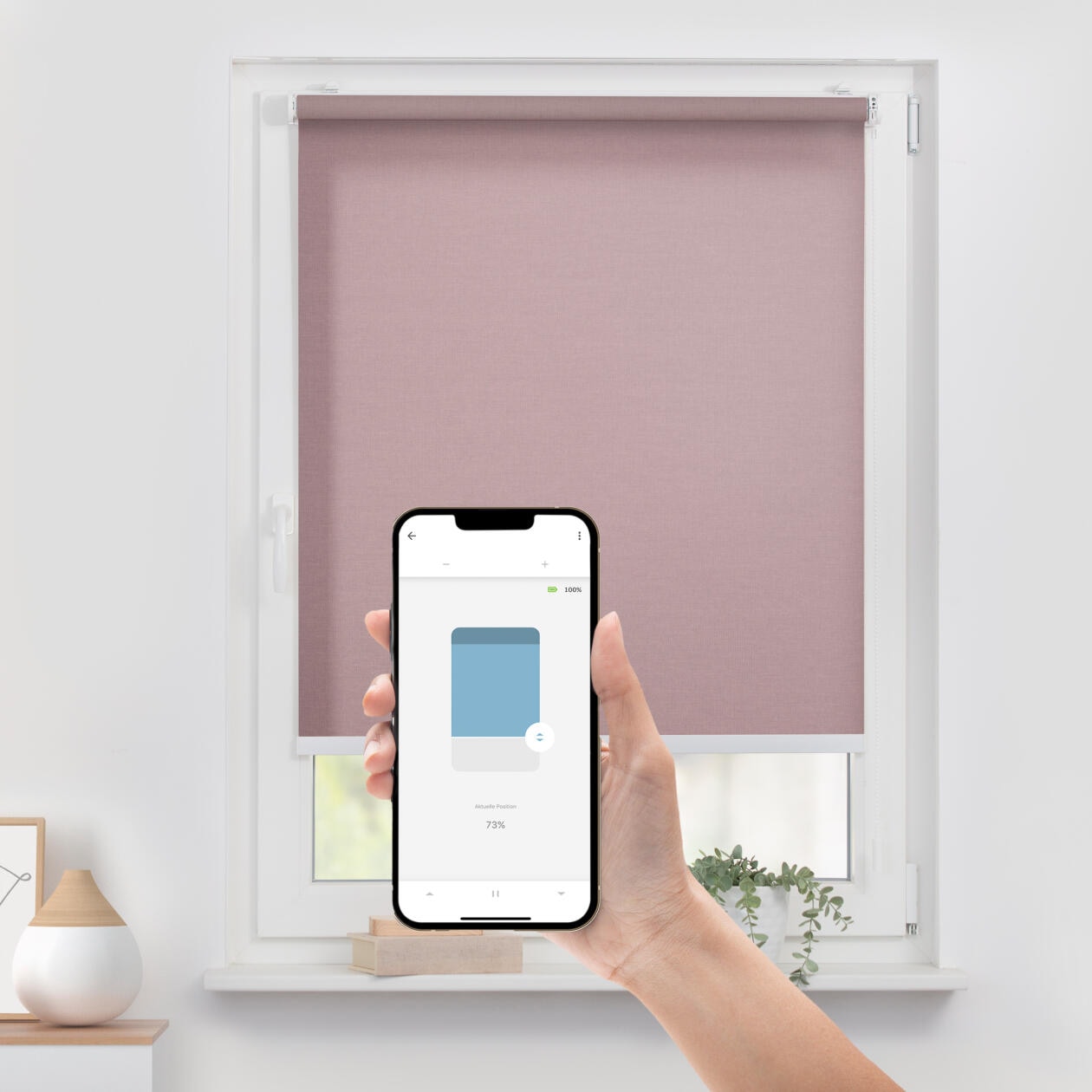 LICHTBLICK ORIGINAL Rollo »Klemmfix, ohne Bohren«, blickdicht, Blendschutz-Sichtschutz, mit Bohren/ohne Bohren, freihängend, Steuerbar mit Bluetooth-App, integrierter Elektromotor und Akku