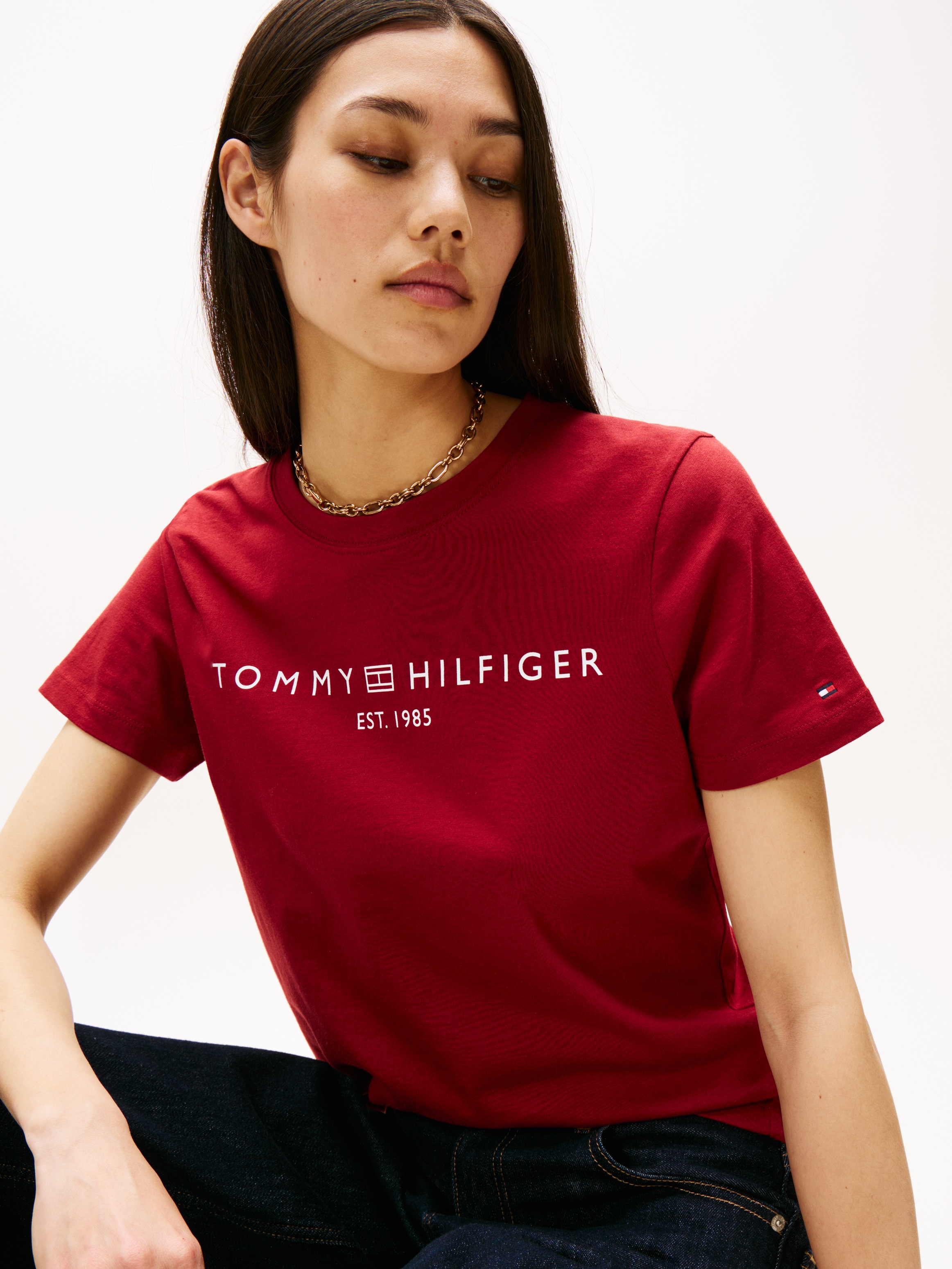 Tommy Hilfiger Kurzarmshirt "REG CORP LOGO C-NK mit Logoschriftzug und Stic günstig online kaufen