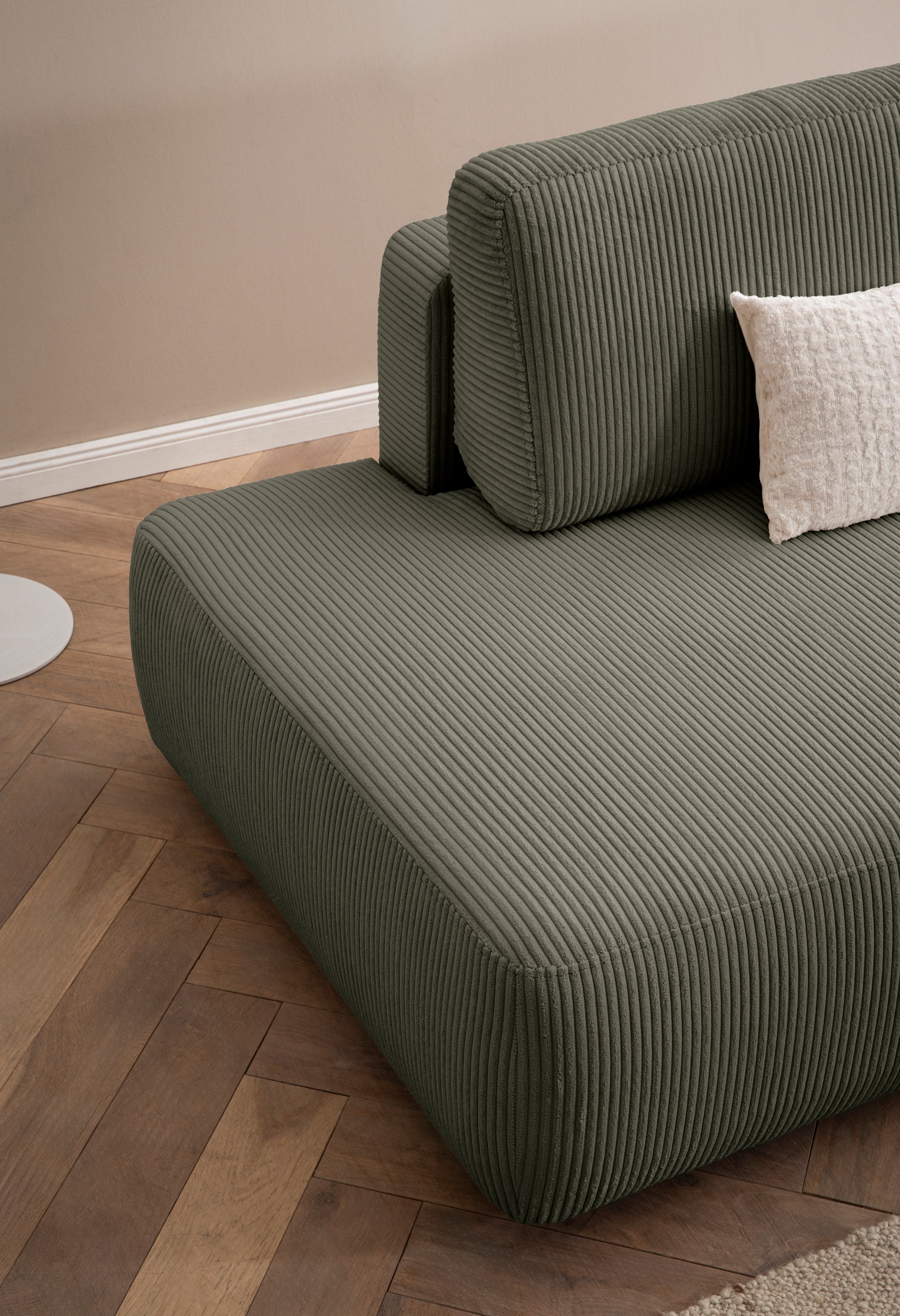 INOSIGN Ecksofa »TORGE, Schlafsofa Cord, Samtvelours u. Strukur fein, Couch in L-Form«, Schlaffunktion und Bettkasten, Liegefläche: 210x125 cm, neues Design