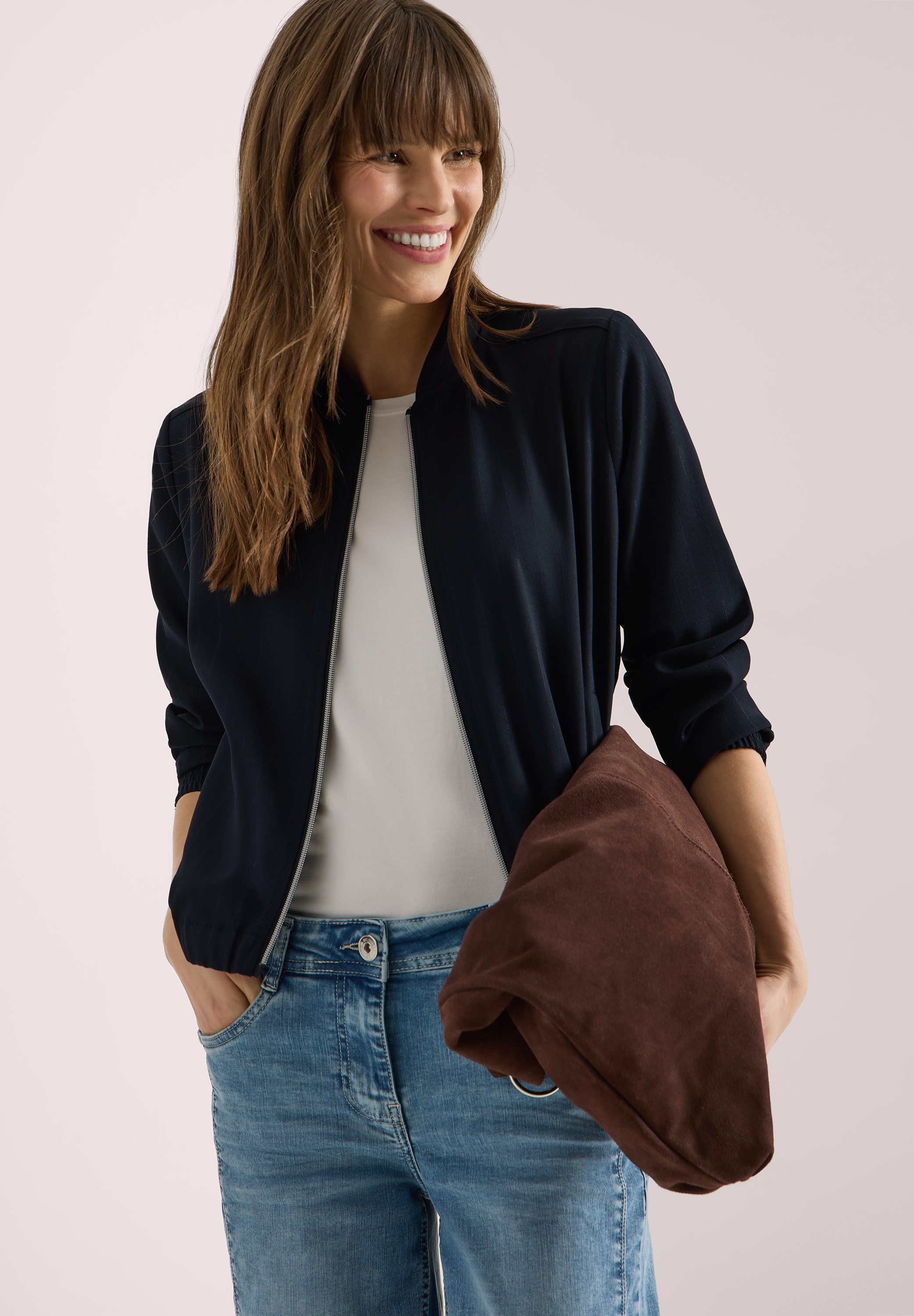 Cecil Kurzjacke ohne Kapuze mit Glitzerdetail