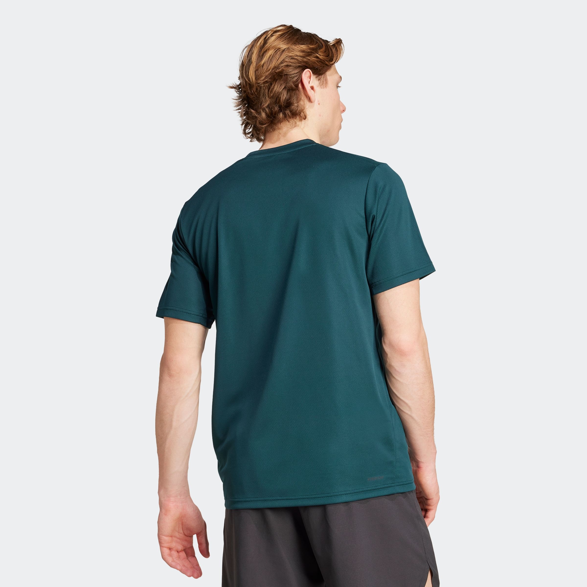 adidas Performance T-Shirt »TRAIN ESSENTIALS TRAINING« mit Rundhalsausschnitt, Kurzarmdesign, in Piqueoptik