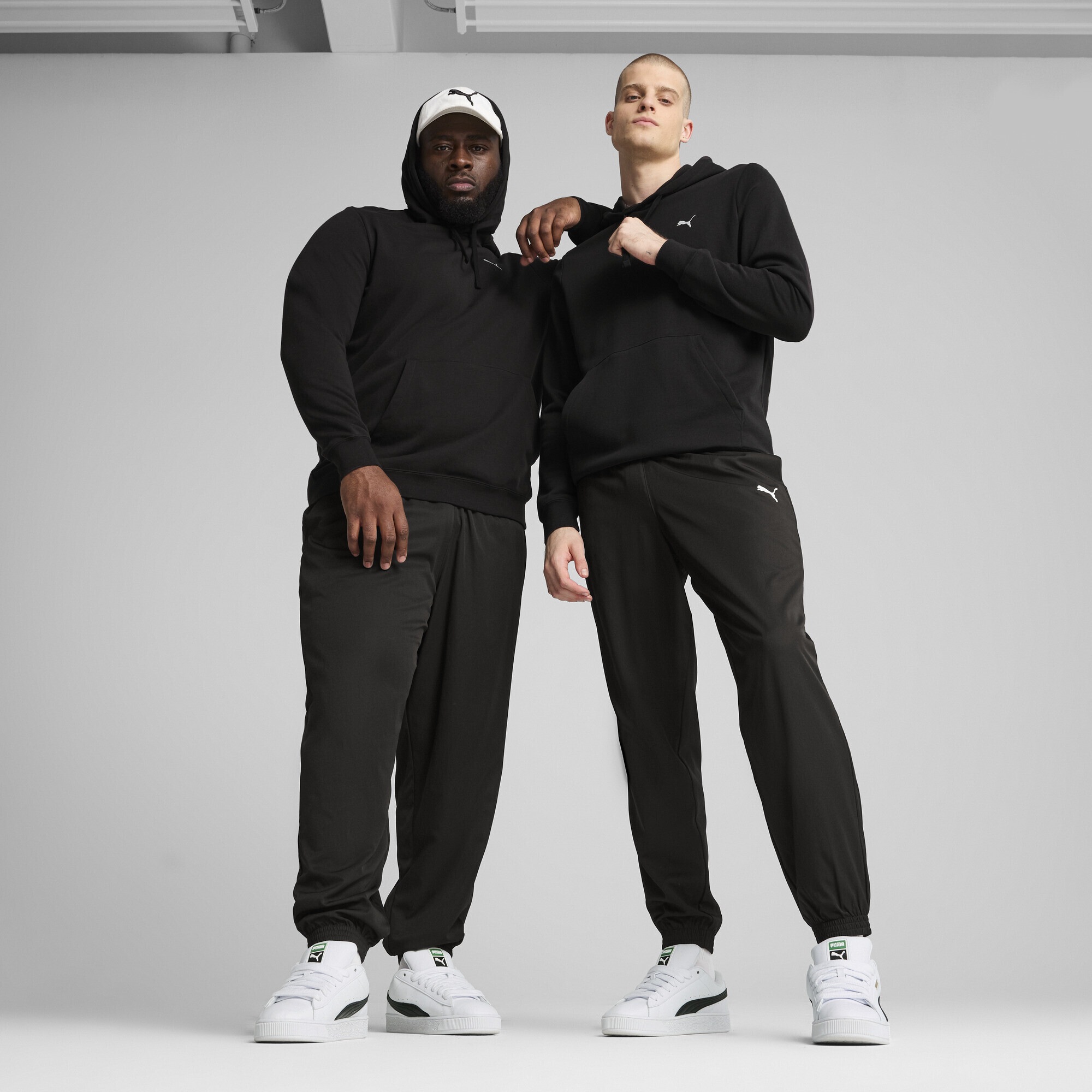 PUMA Sporthose »Essentials Gewebte Hose Herren«