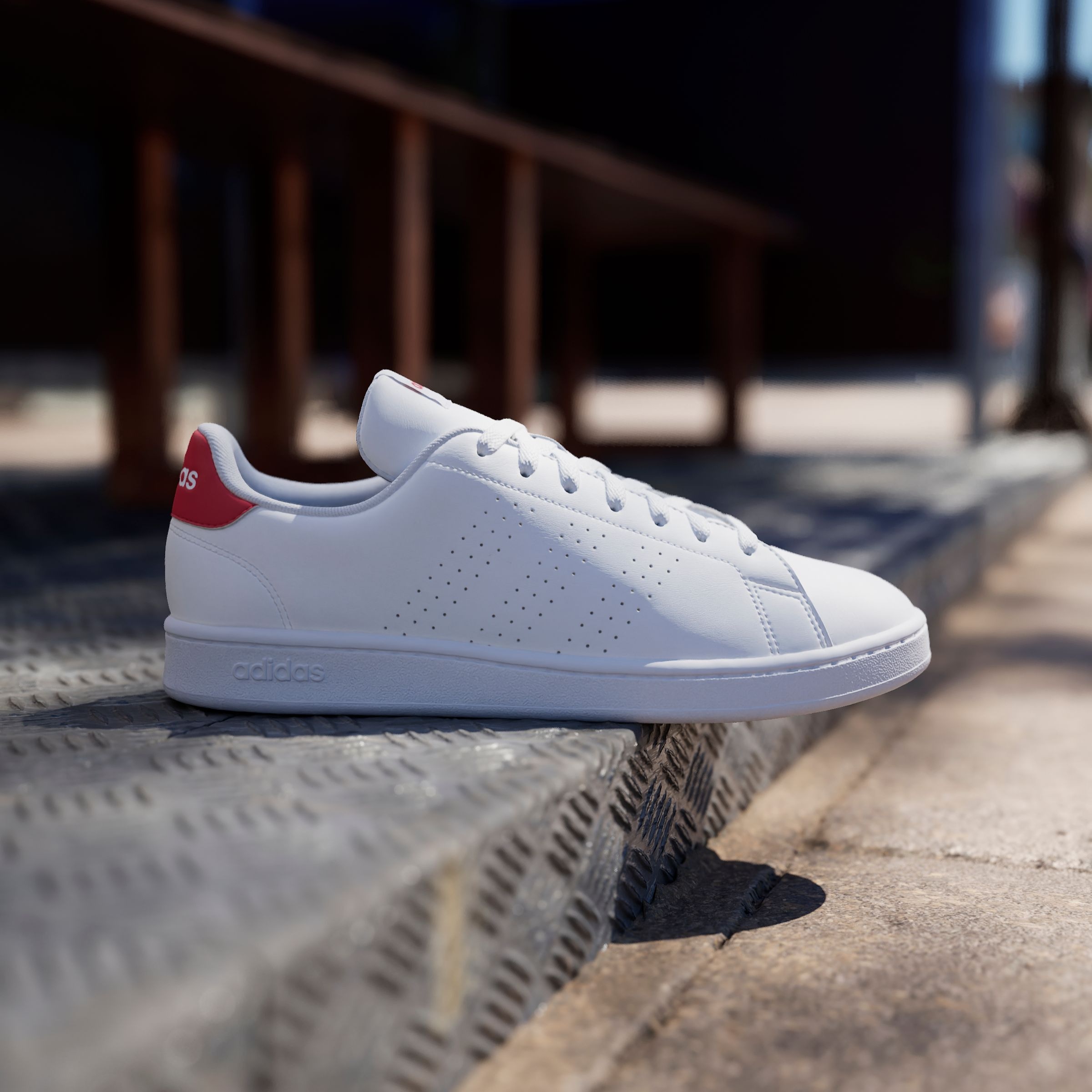 adidas Sportswear Sneaker »ADVANTAGE«, Design auf den Spuren des adidas Stan Smith
