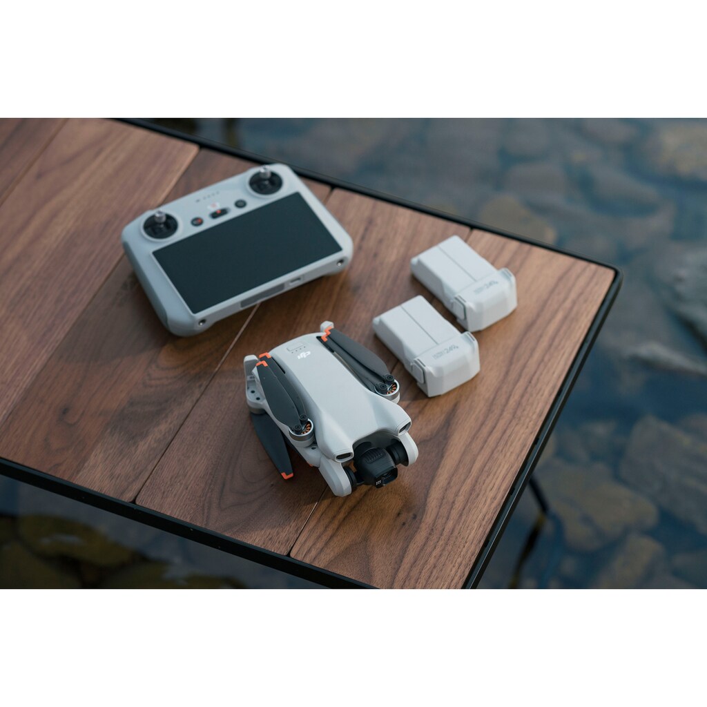 DJI Drohne »Mini 3 Fly More Combo & DJI RC«