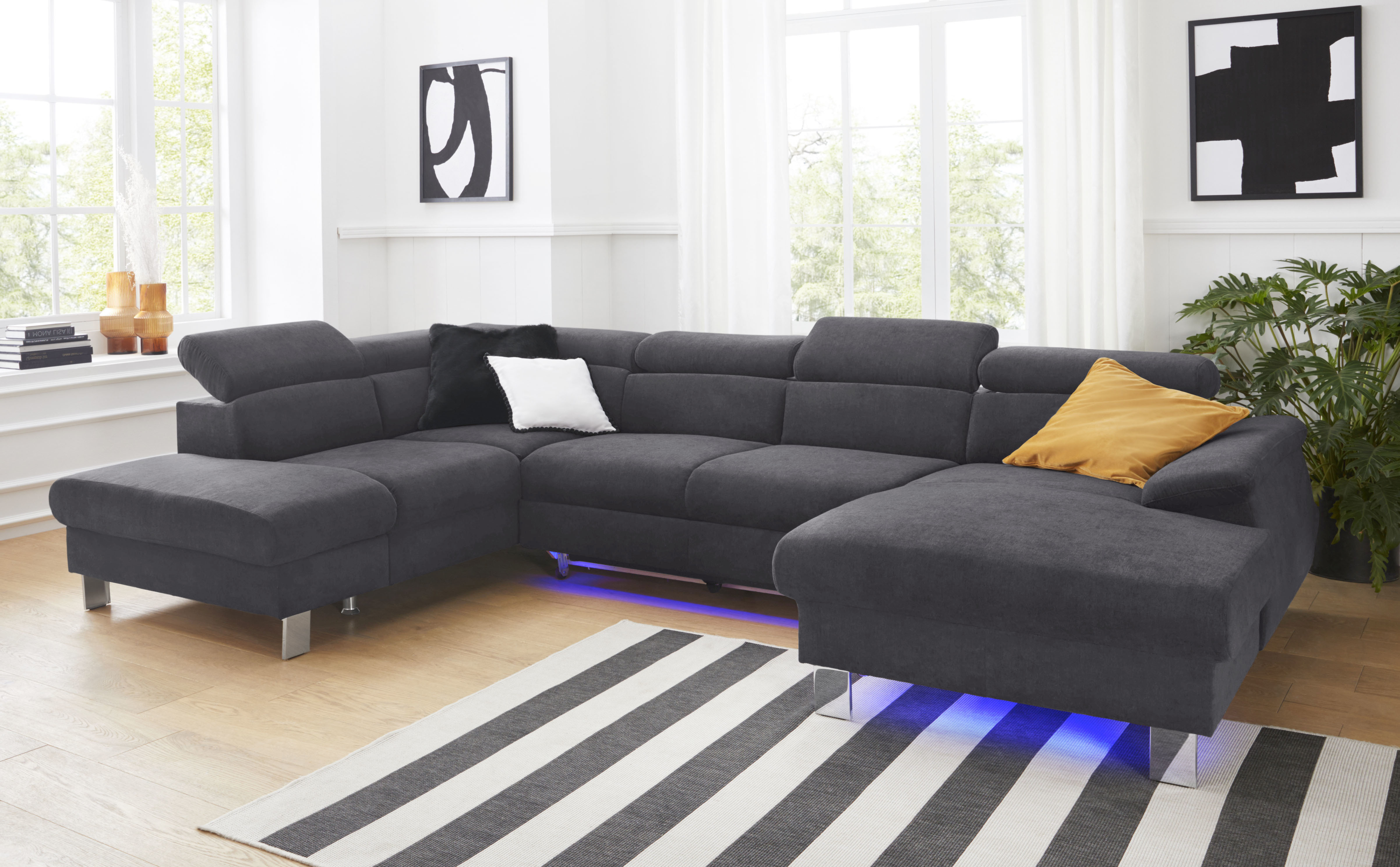 COTTA Wohnlandschaft "Komaris U-Form, B: 320 cm" mit Kopfteilverstellung, optional Schlaffunktion, Bettkasten & Licht