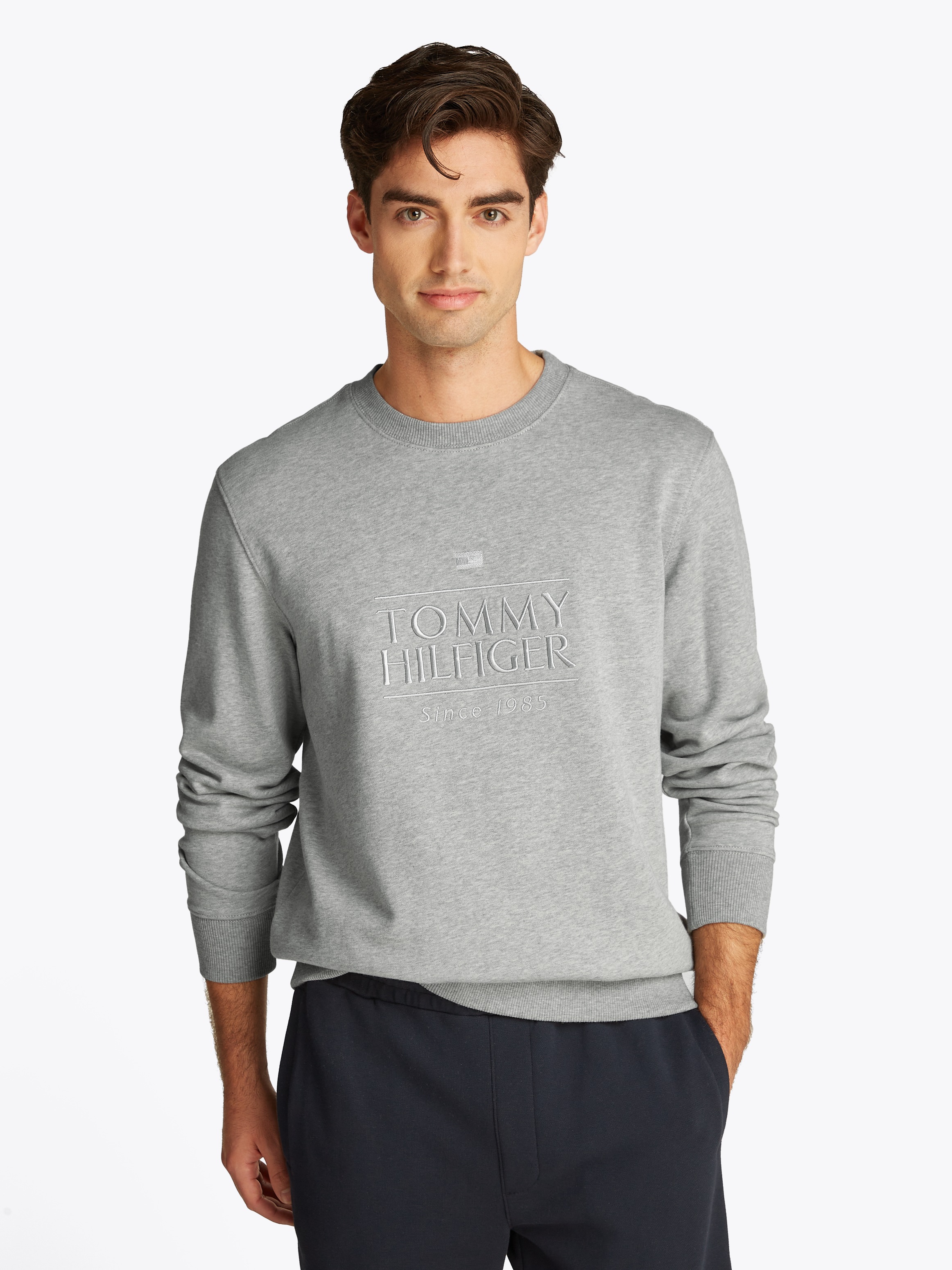 Tommy Hilfiger Sweatshirt "HILFIGER EMBRO LOGO SWEATSHIRT" günstig online kaufen