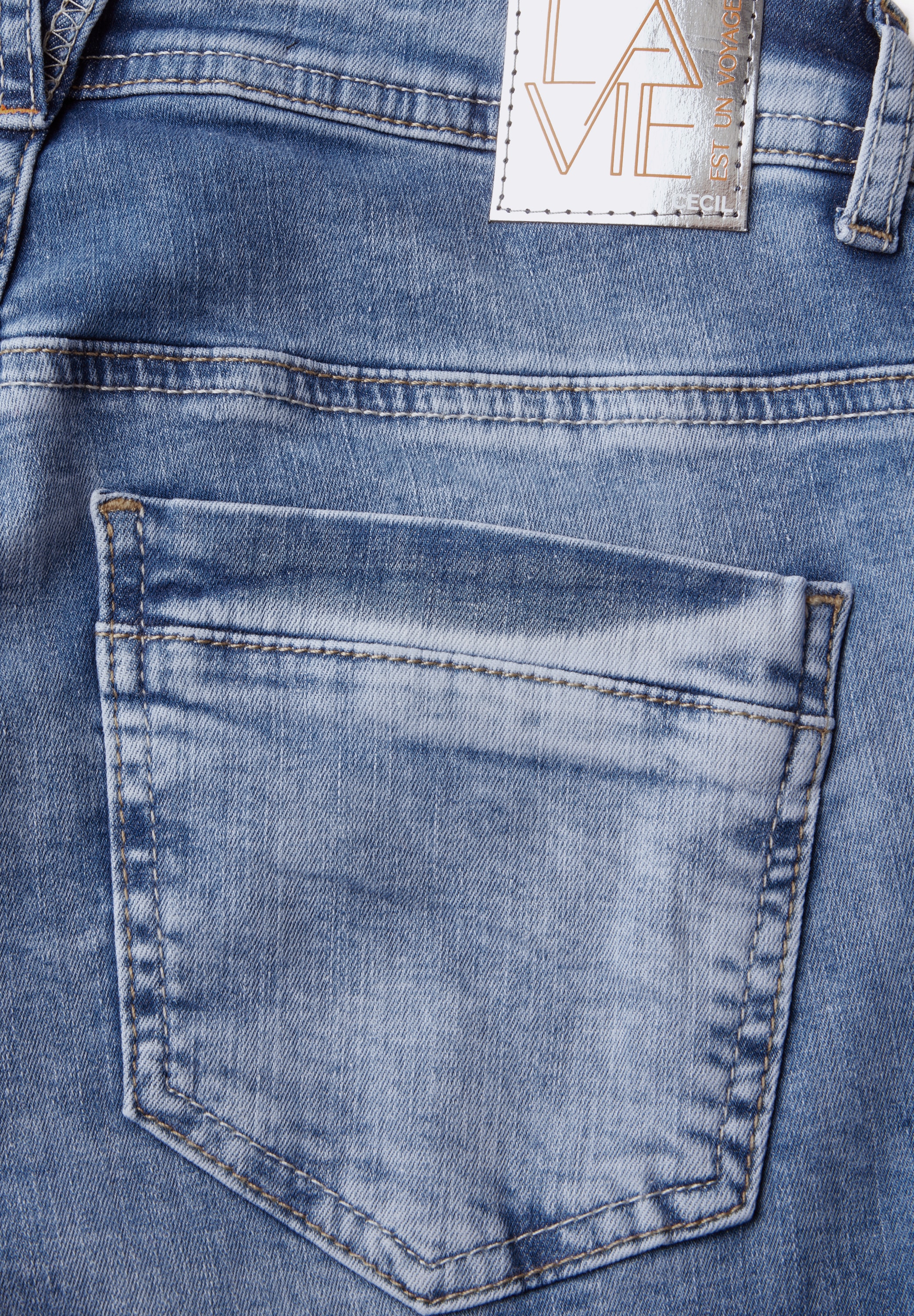 Cecil Regular-fit-Jeans »Style Scarlett«, in hellblauer Waschung