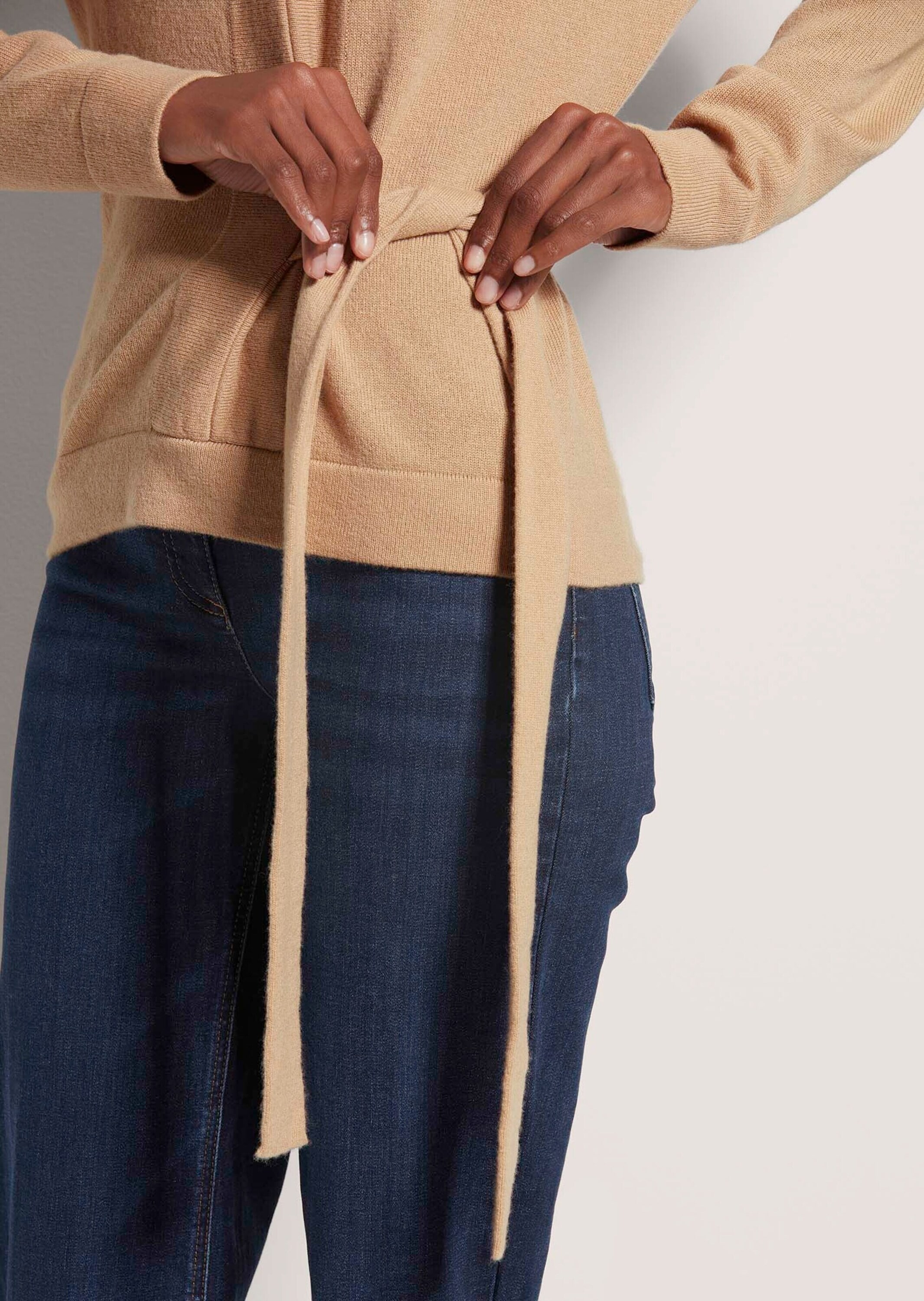 MADELEINE Longpullover »Pullover V-Pullover mit Bindeband«