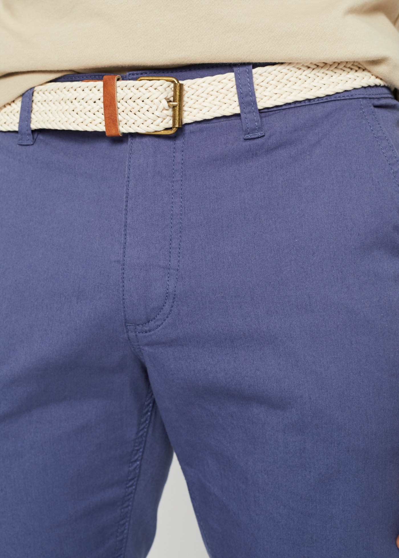 bonprix Chinohose »Regular Fit Chinohose mit Komfortbund und Gürtel, Straight«  aus Baumwolle und Elasthan, mit Komfortbund und Gürtel, Regular Fit