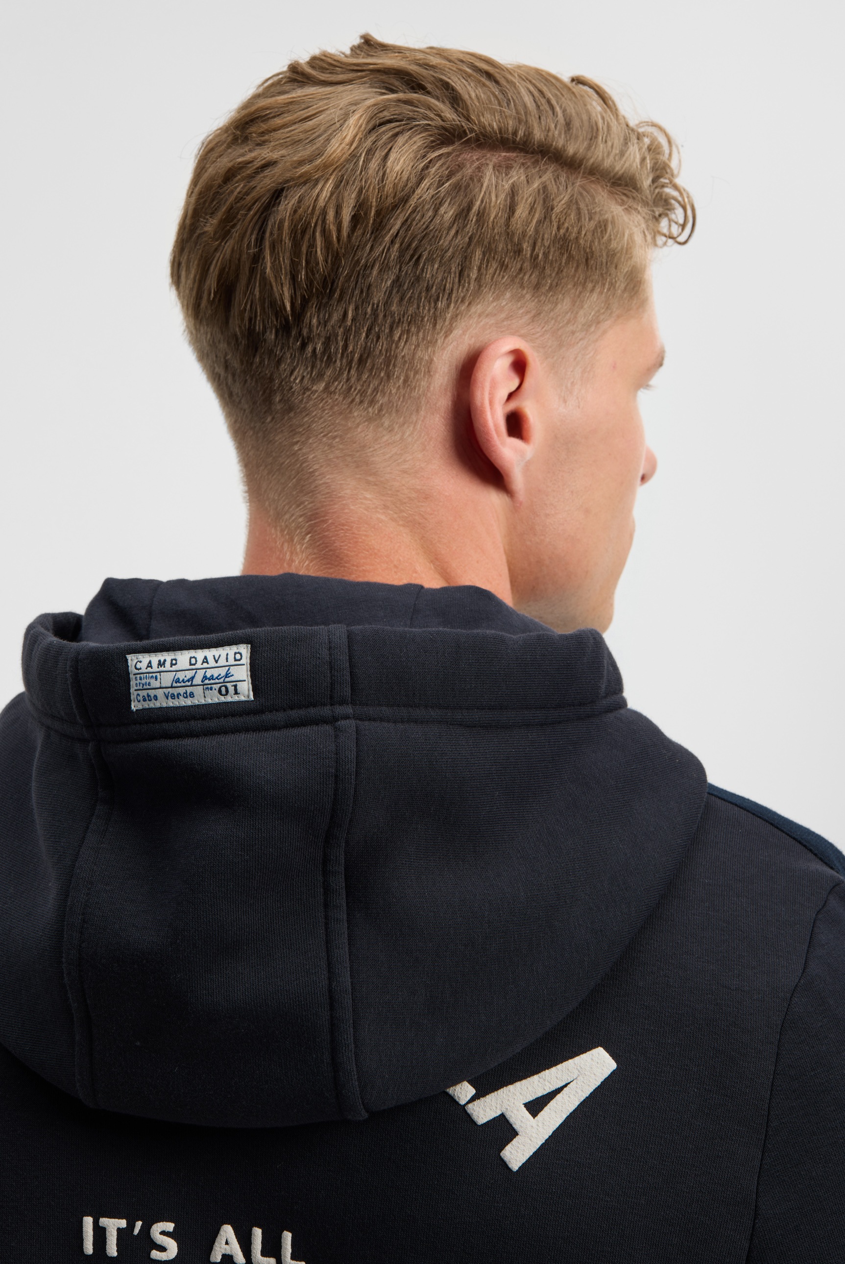 CAMP DAVID Kapuzensweatshirt , mit reflektierenden Details
