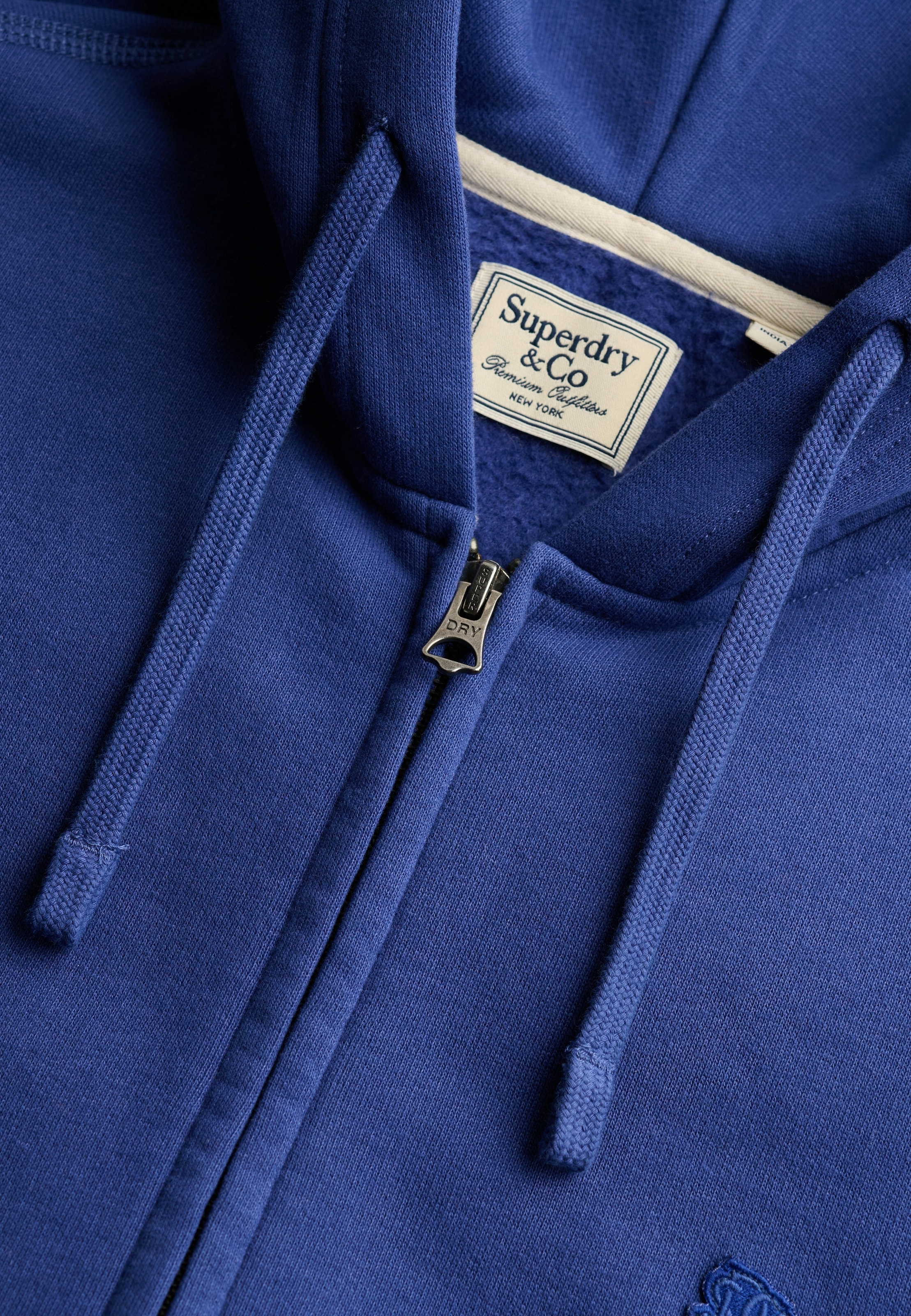 Superdry Kapuzensweatjacke »ESSENTIAL SDCO LOGO ZIPHOOD« Baumwollmischung, regular fit