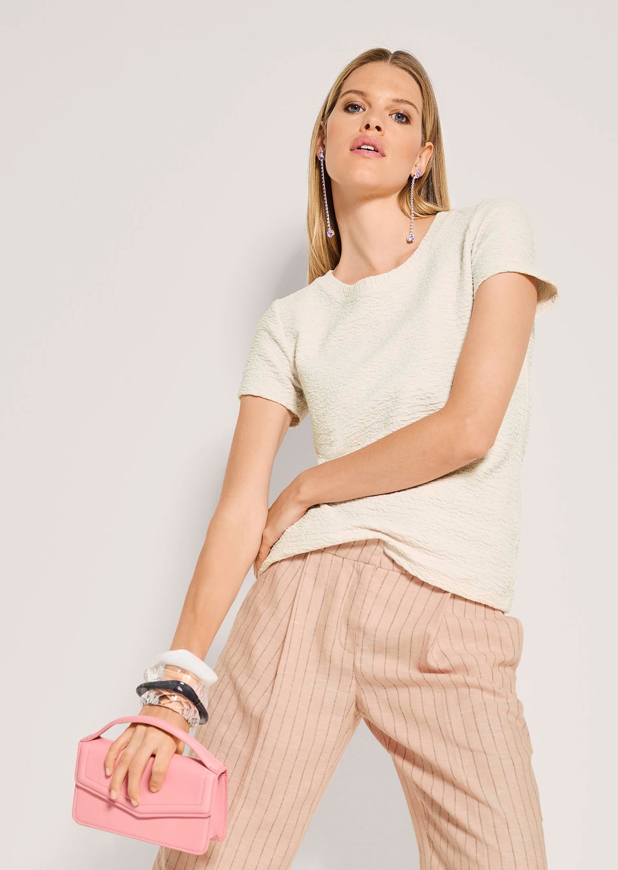 MADELEINE Kurzarmshirt »Shirt Elegantes Basic-Shirt, Kreppqualität« Kreppgewebe