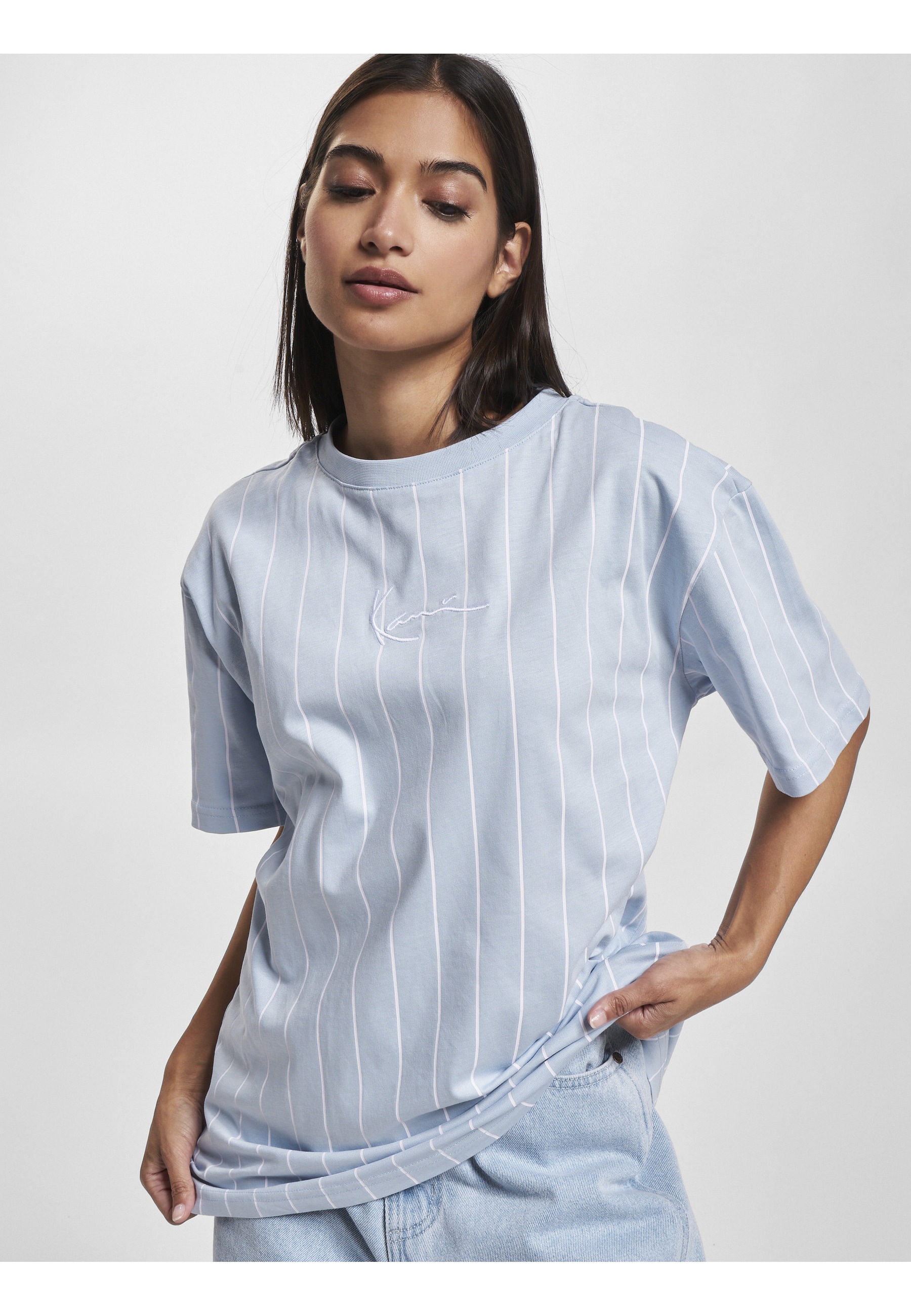 Karl Kani Kurzarmshirt »Karl Kani Damen KW233-017-2 KK Small Signature Pinstripe Os Tee« 1
