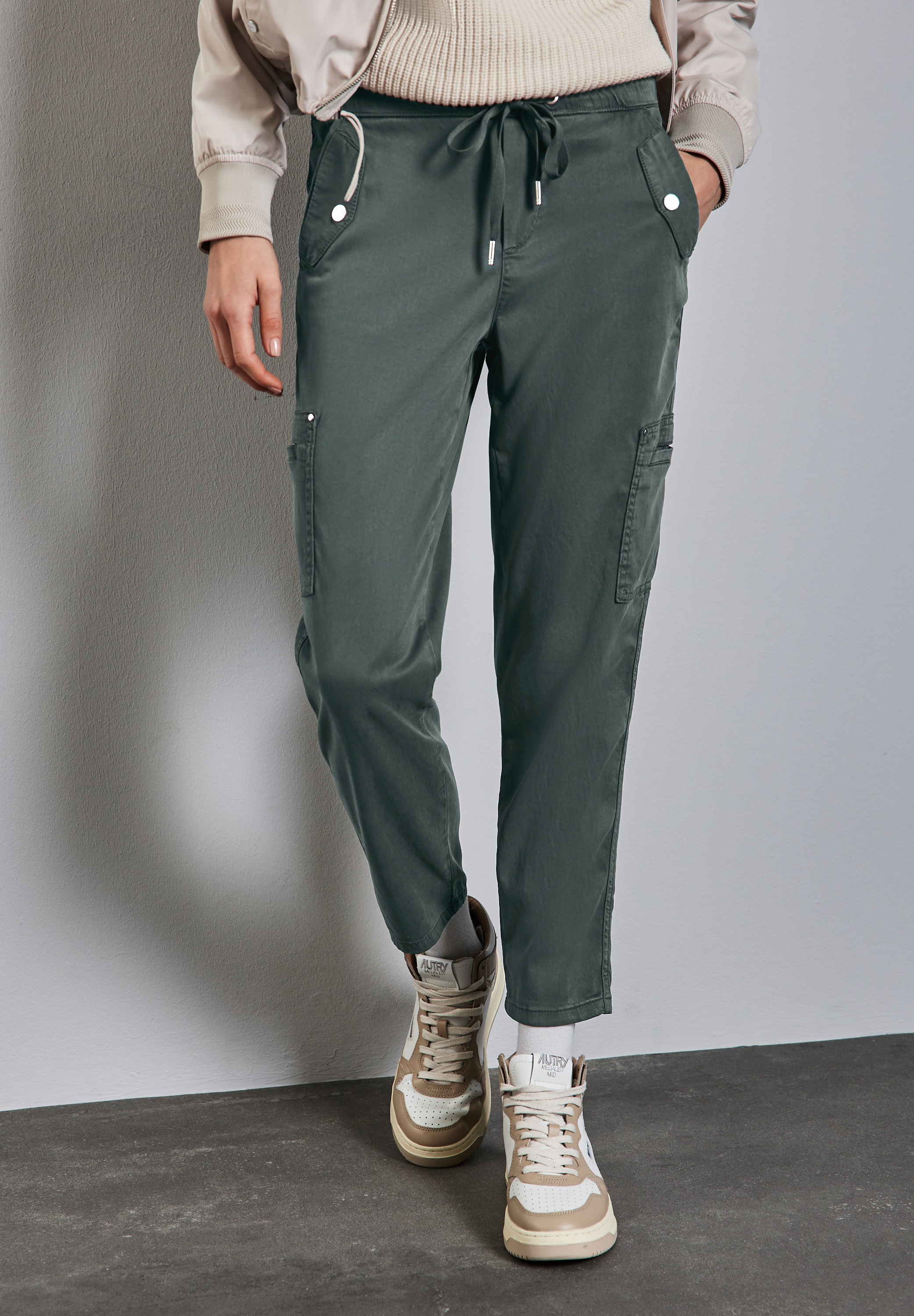 STREET ONE Cargohose "Style Bonny", mit Taschen günstig online kaufen