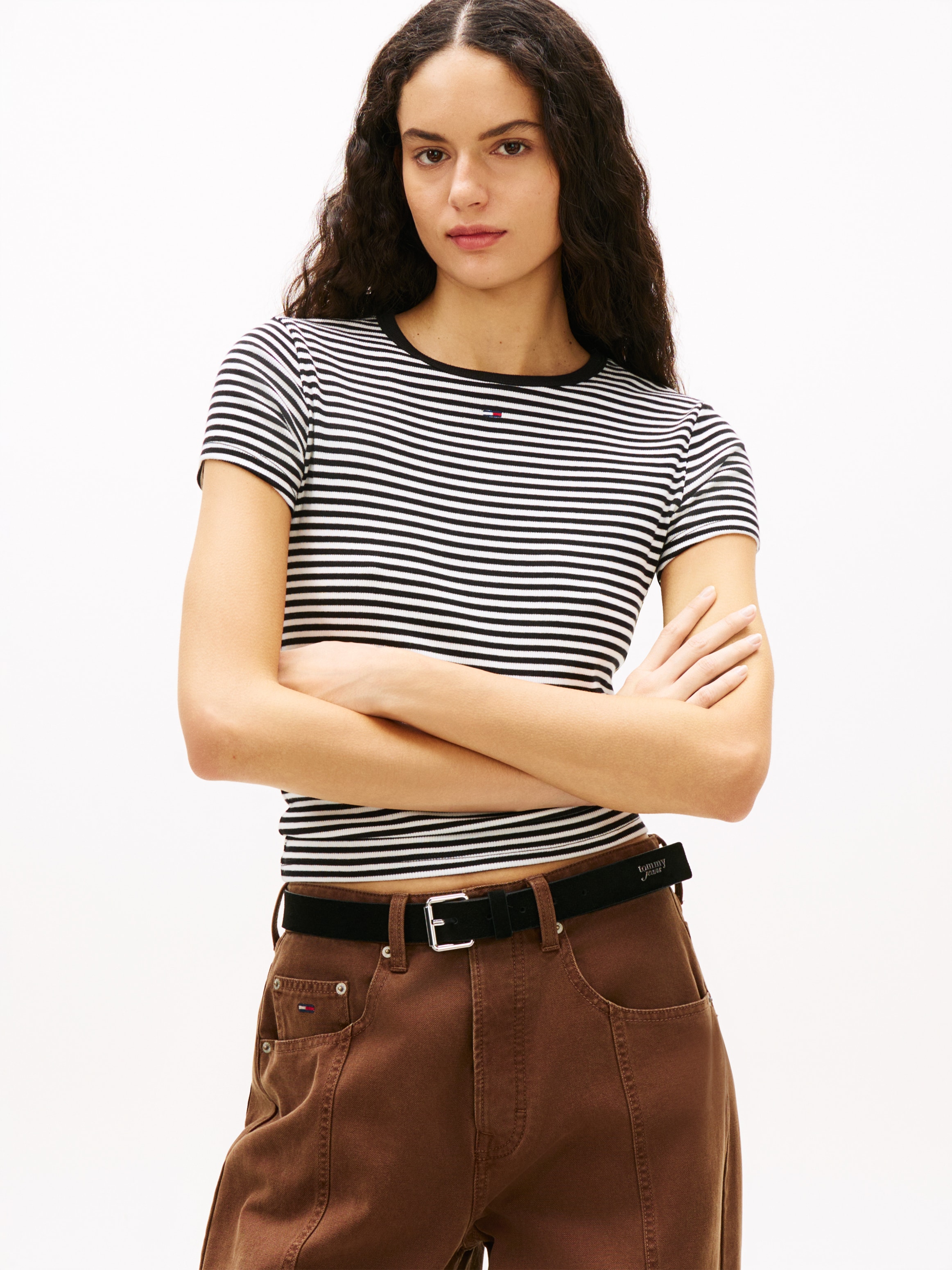 Tommy Jeans Kurzarmshirt »TJW 2PACK SLIM ESSENTIAL RIB SS« Packung, 2er-Pack, 2 tlg. mit gerippter Struktur, Rundhals