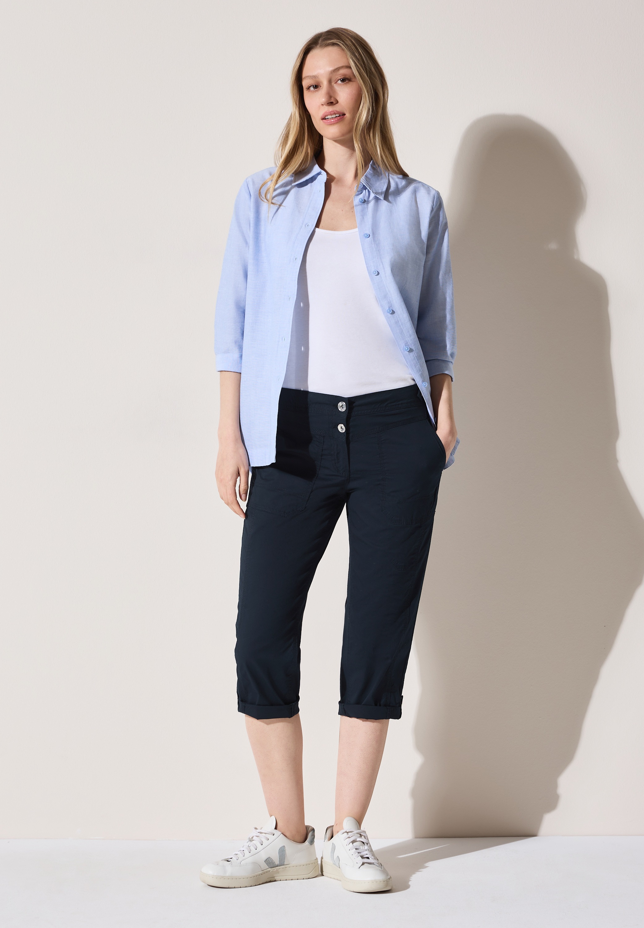 3/4-Hose CECIL, Damen, Gr. 32, Länge 22, blau (universal blau), Web, 98% Baumwolle, 2% Elasthan, unifarben, comfort fit 3/4-Länge, Hosen, aus Baumwolle mit Stretchanteil 3