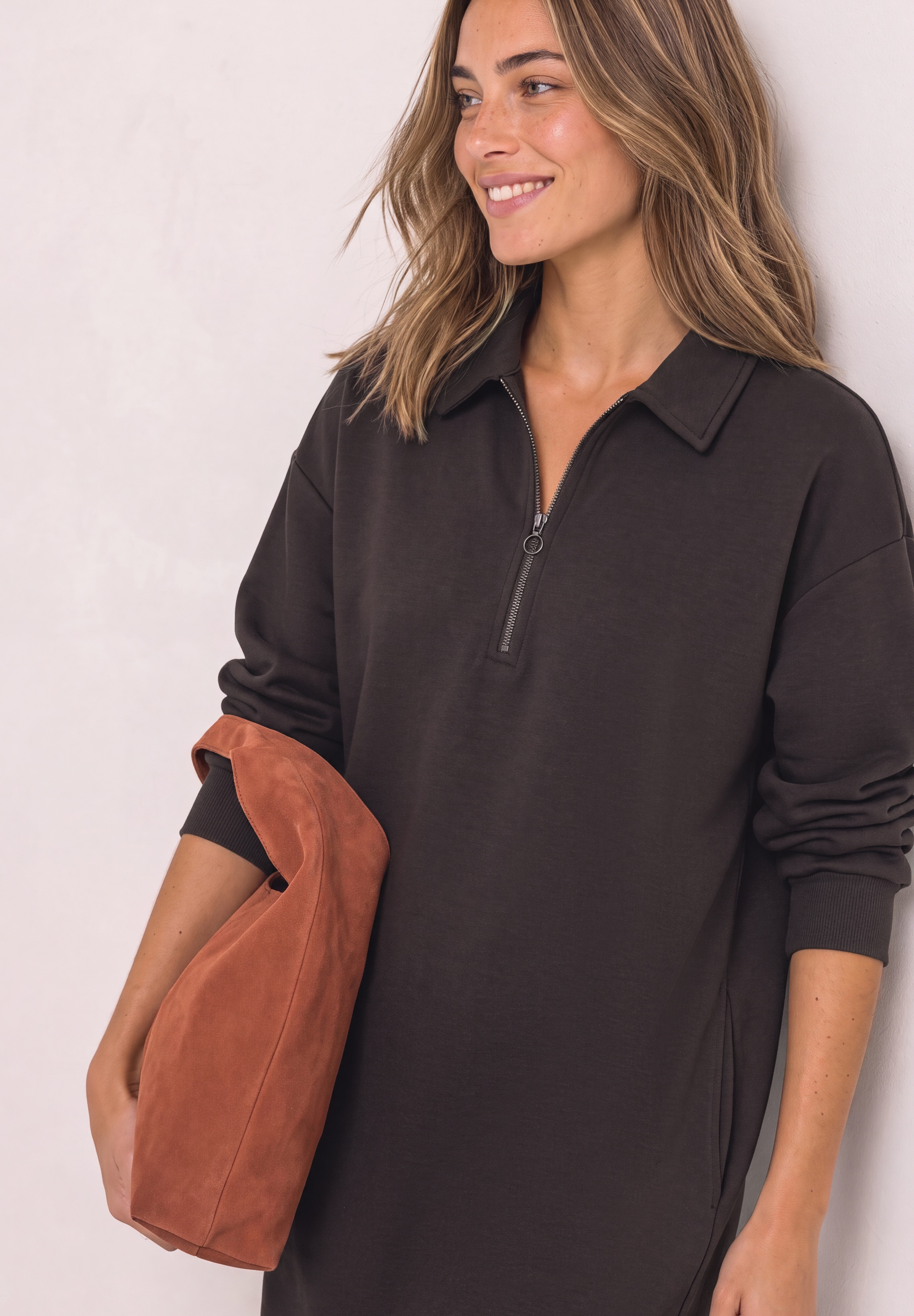 STREET ONE Sweatkleid Eingrifftaschen Knielang mit Zipper-Detail