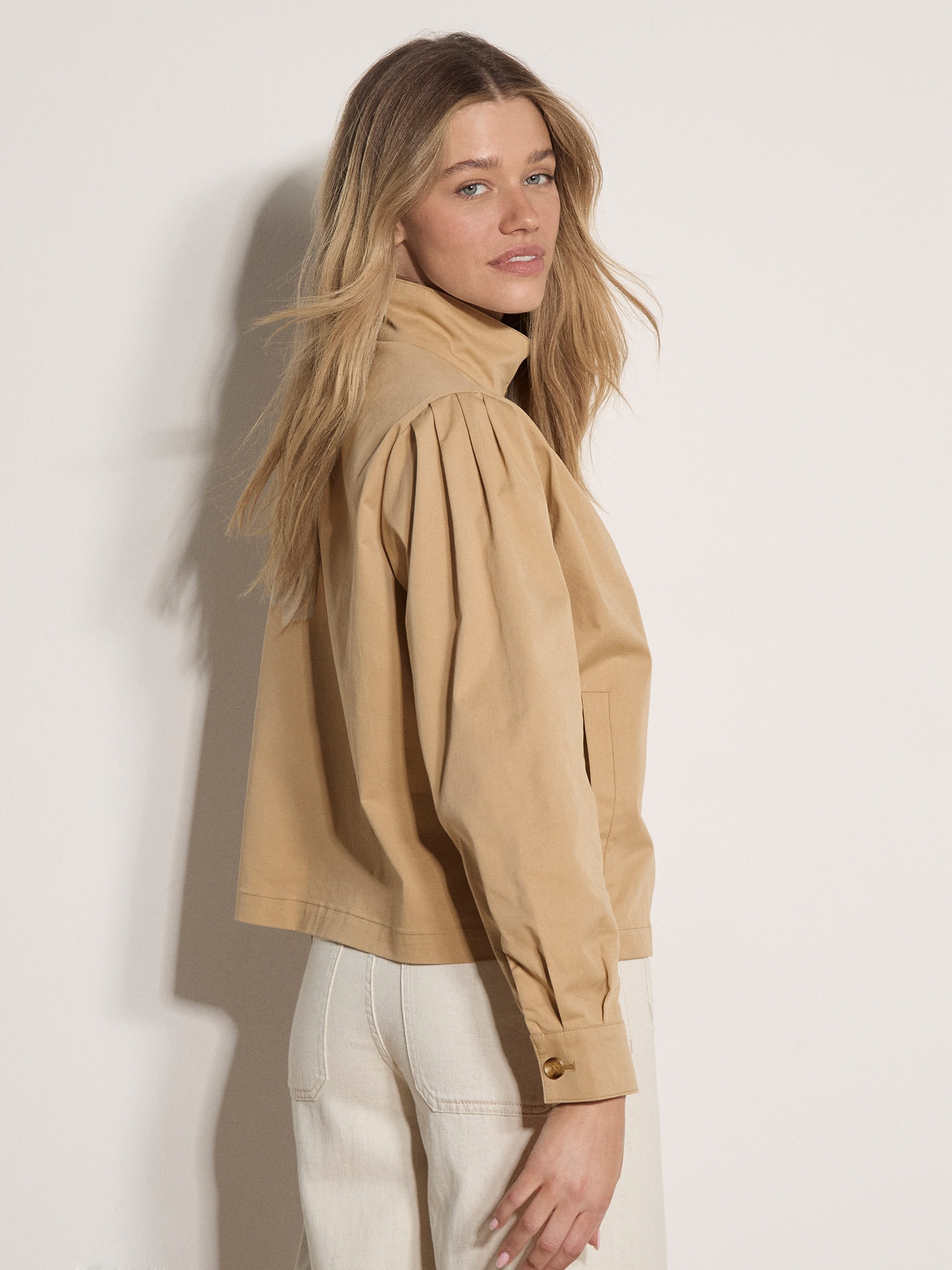 Apricot Kurzjacke »Baumwolljacke mit Stehkragen« mit Plissee