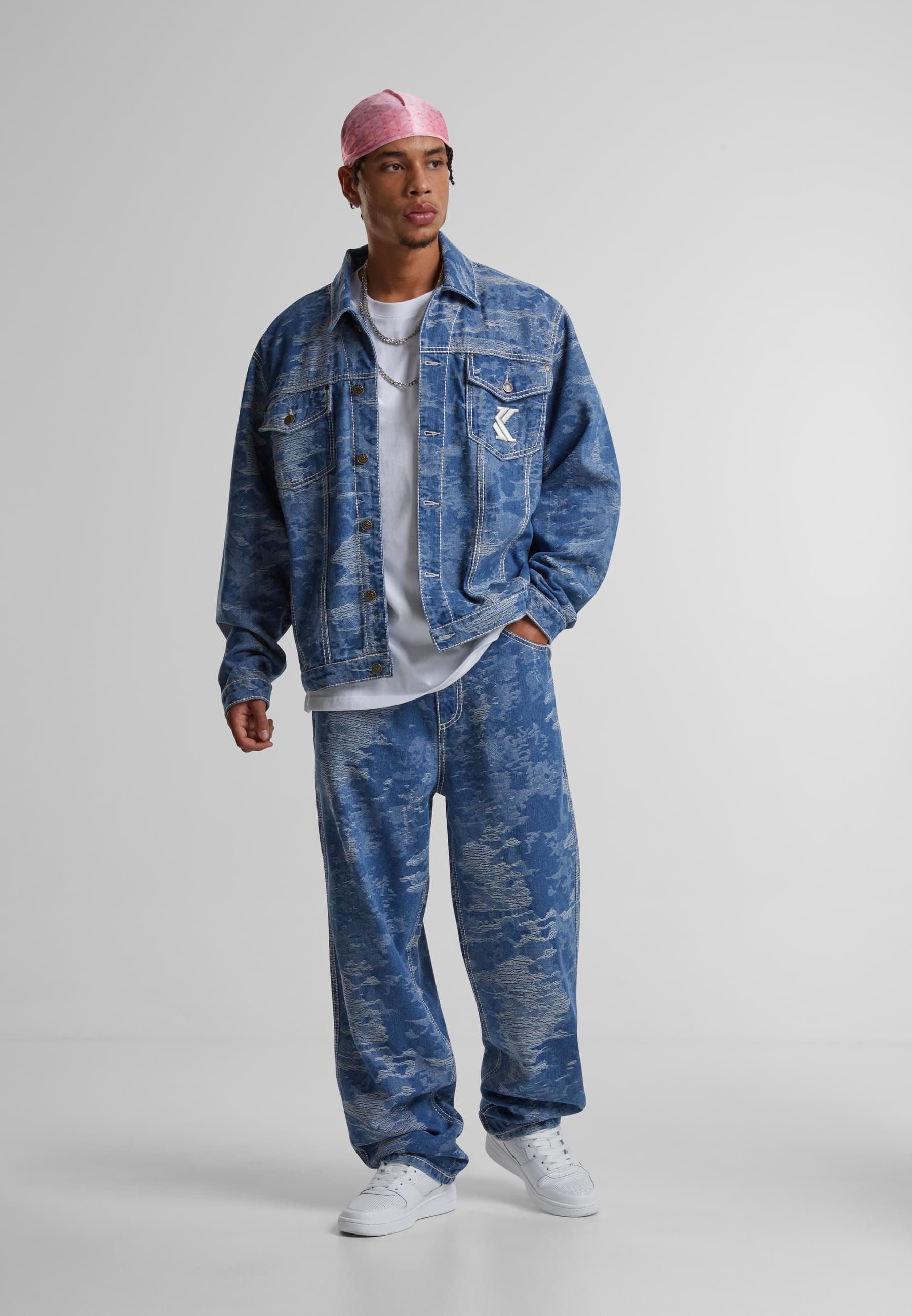 Karl Kani Bequeme Jeans »Karl Kani OG K Distress Camo Five Pocket Denim«