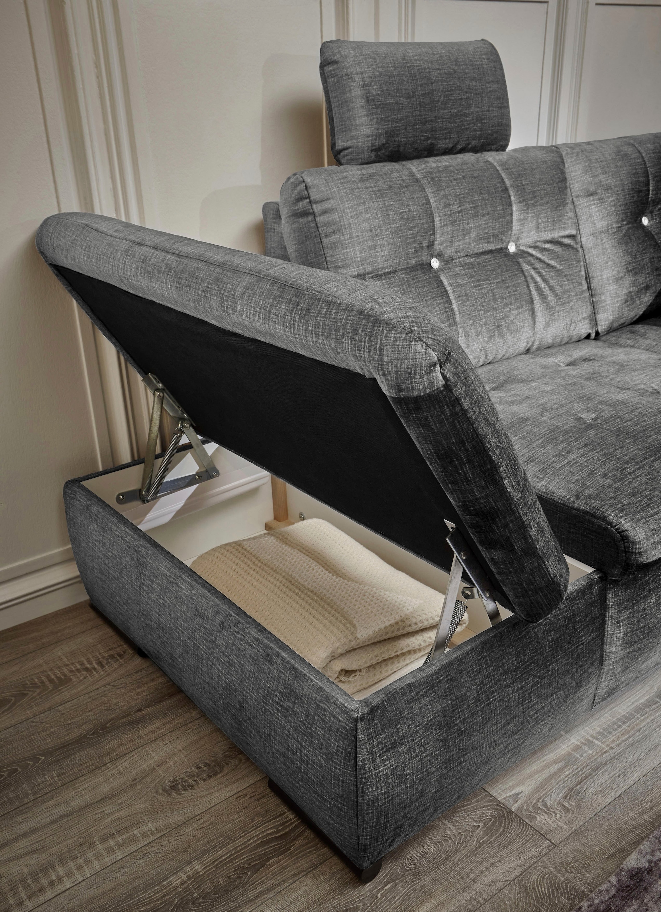 ED EXCITING DESIGN Ecksofa »Bolonia L-Form«, mit Bettfunktion, Bettkasten, Kopfstützen & 2 Zierkissen, Strasstein