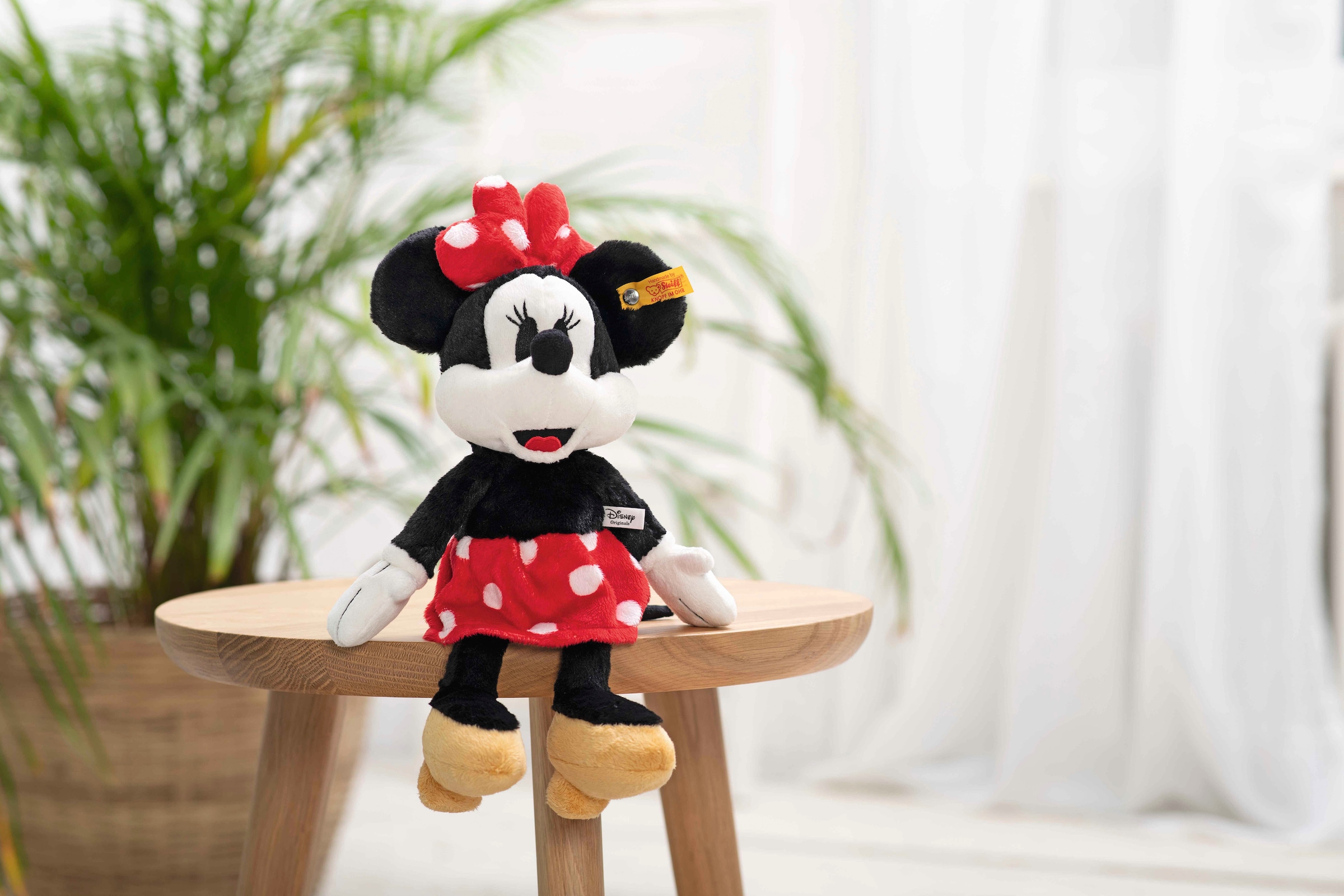 Steiff Kuscheltier »Disney Originals, Minnie Maus, 31 cm«
