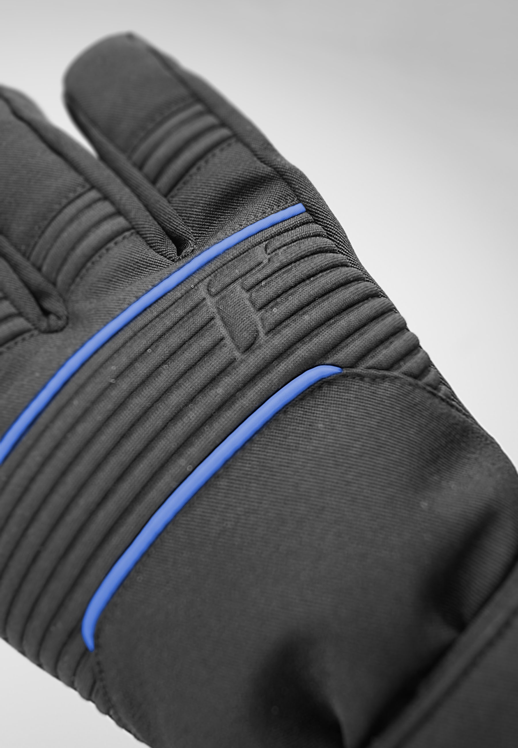 Reusch Skihandschuhe »Crosby R-TEX® XT«, in sportlichem Design