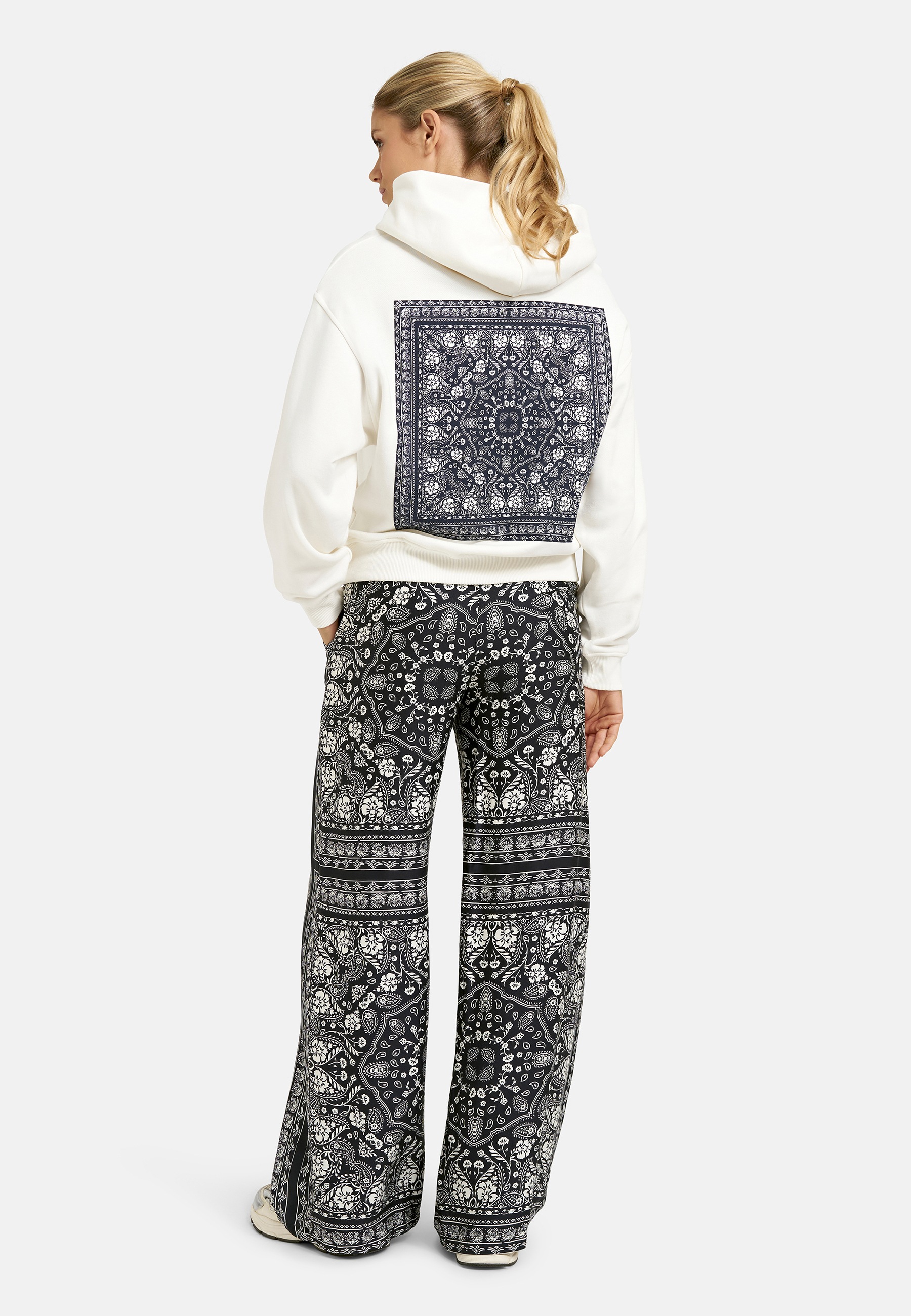 Smith & Soul Kapuzensweatshirt , mit Baumwolle
