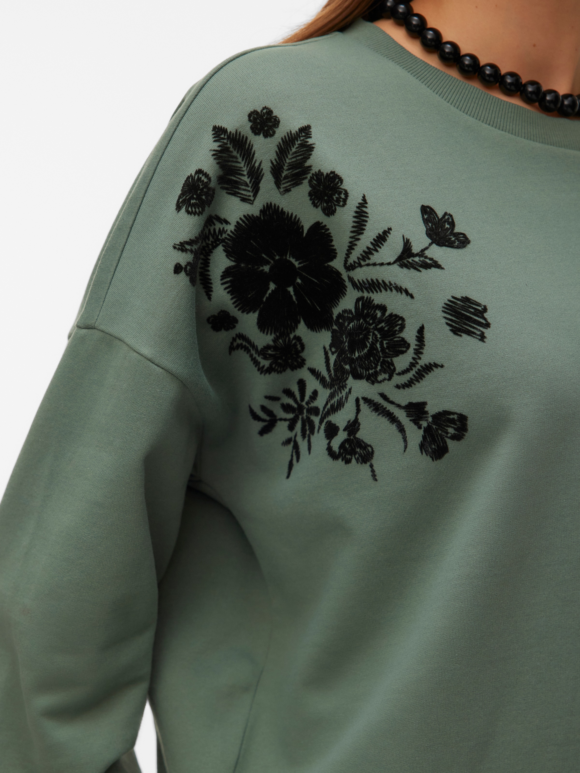 Thumbnail - Vero Moda Sweater "VMHELEN TRINA LS SWEAT BOX JRS GA", mit Blumenprint