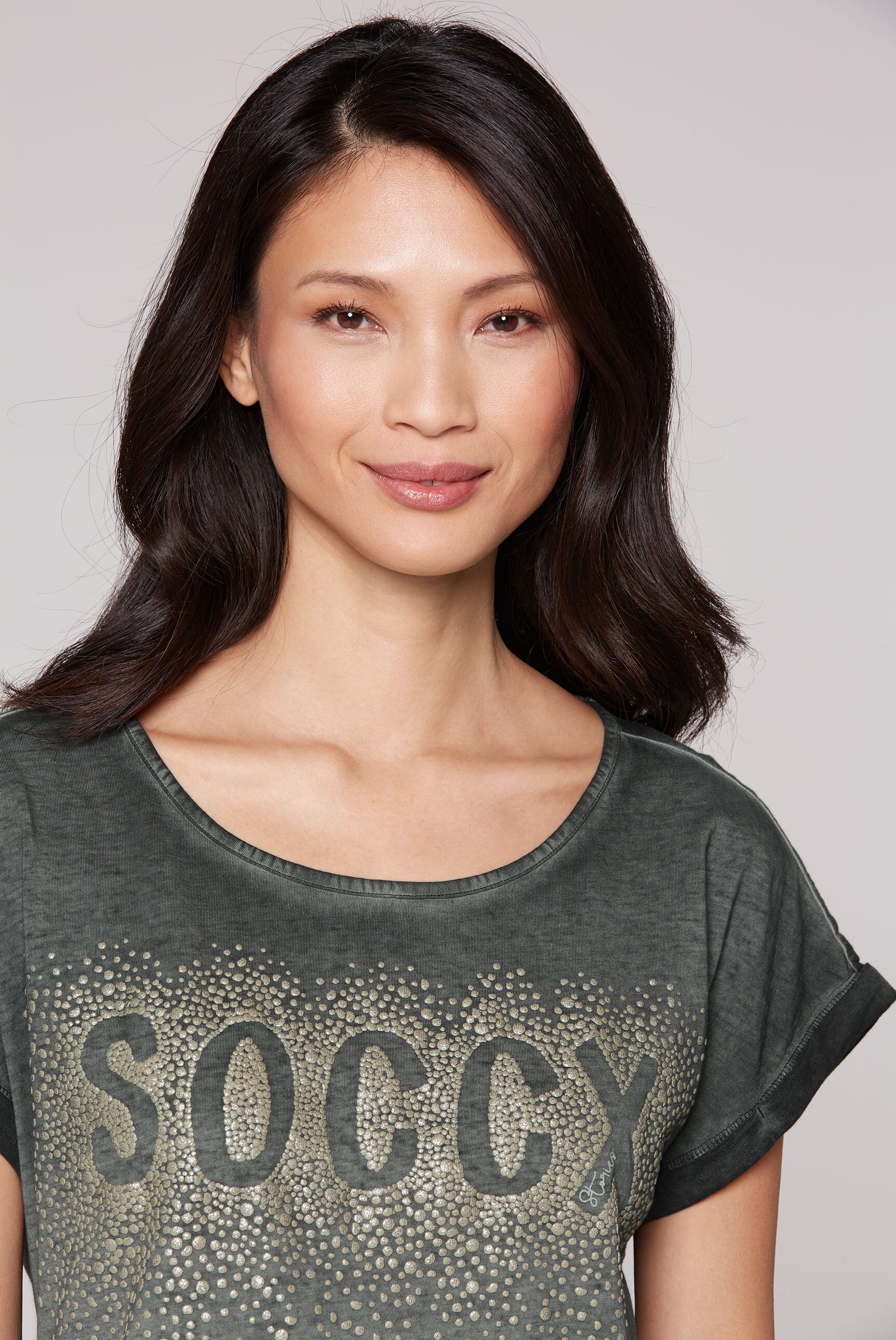 SOCCX Rundhalsshirt, mit überschnittenen Schultern